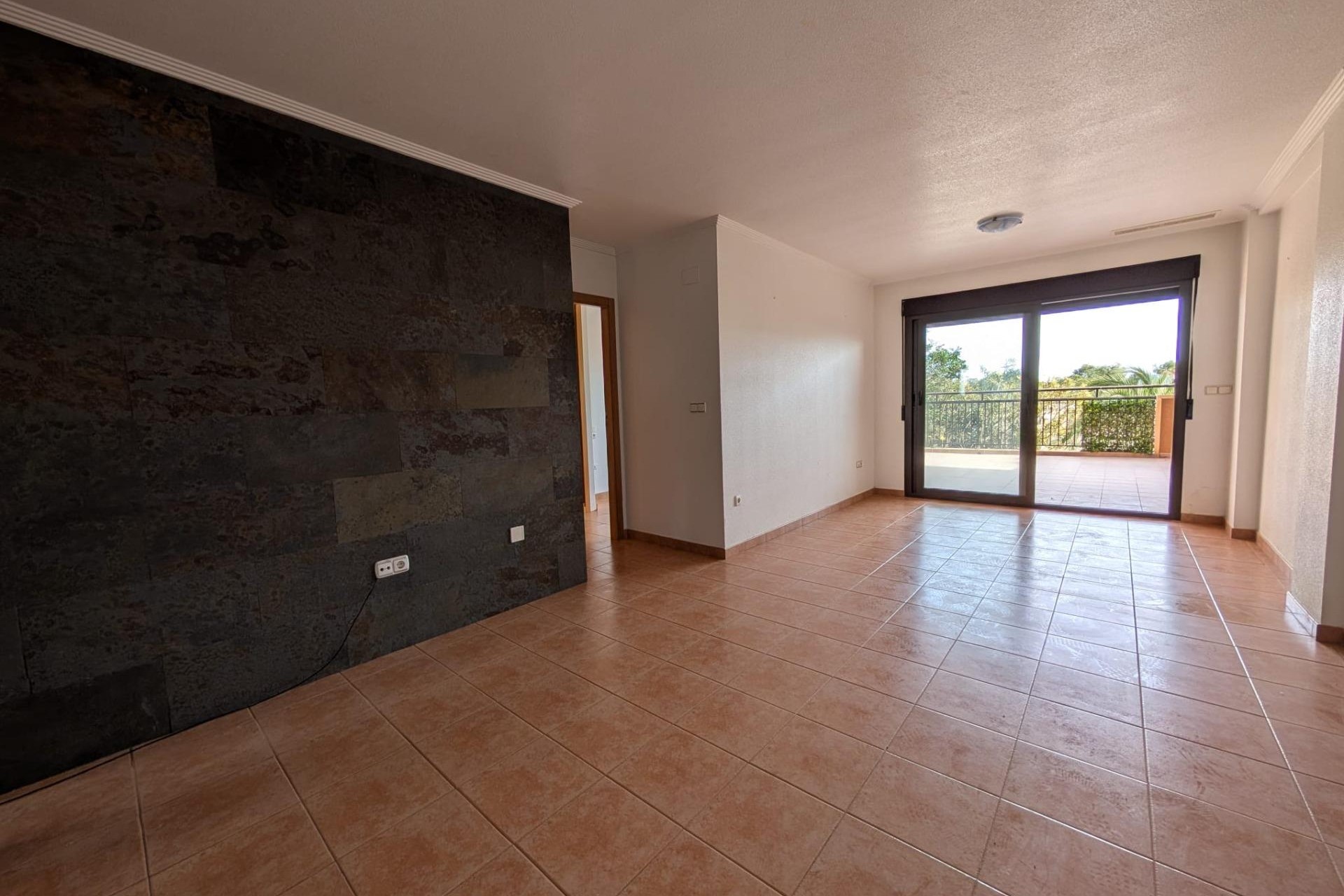 Resale - Apartment - Arenales del Sol
