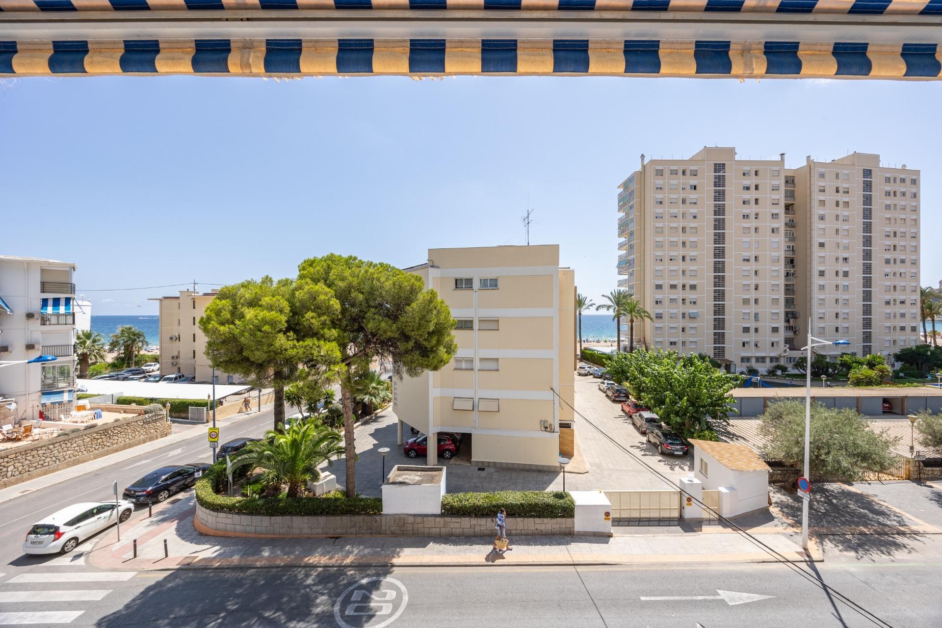 Resale - Apartment - Benidorm - Cala de Benidorm