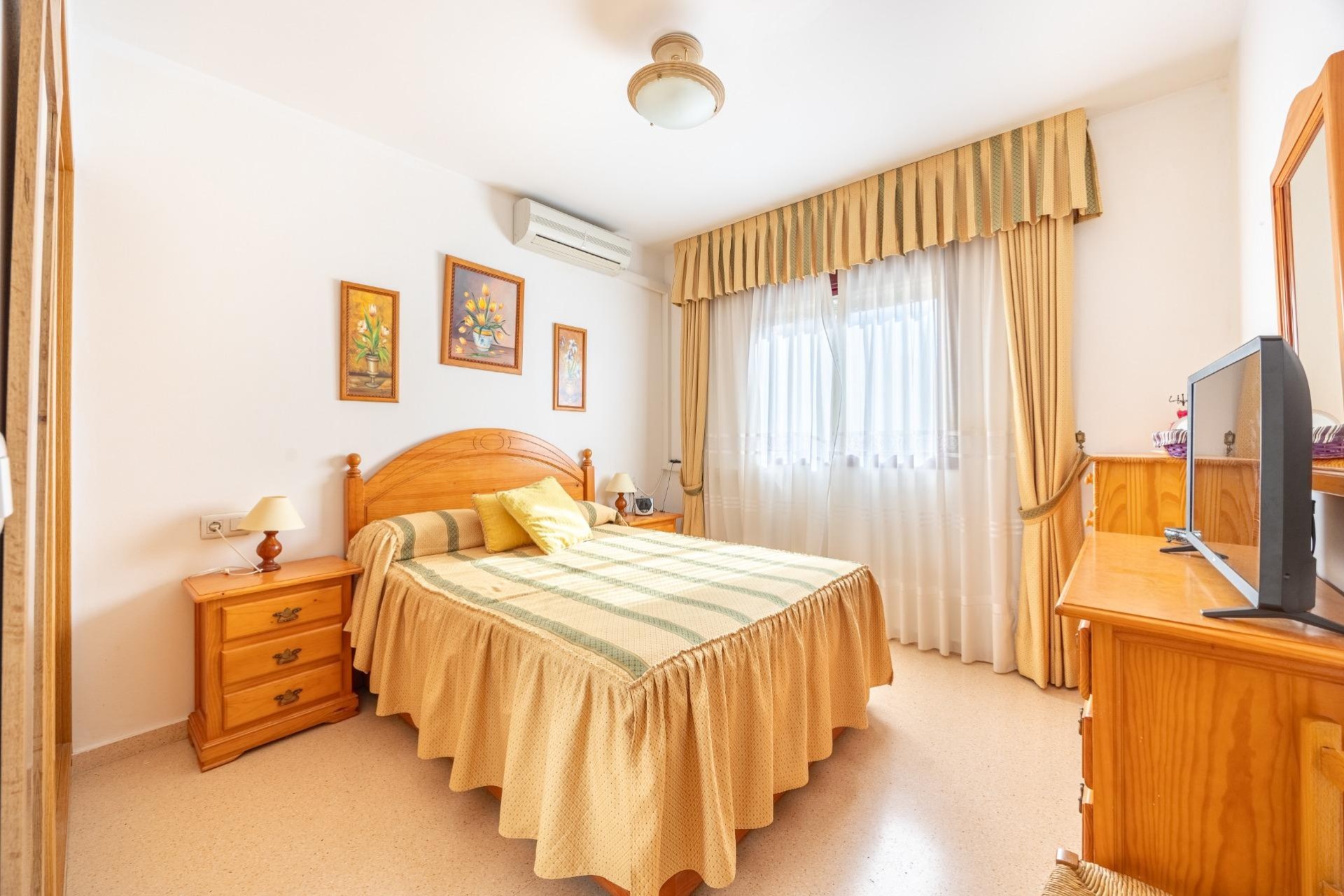 Resale - Apartment - Benidorm - Cala de Benidorm