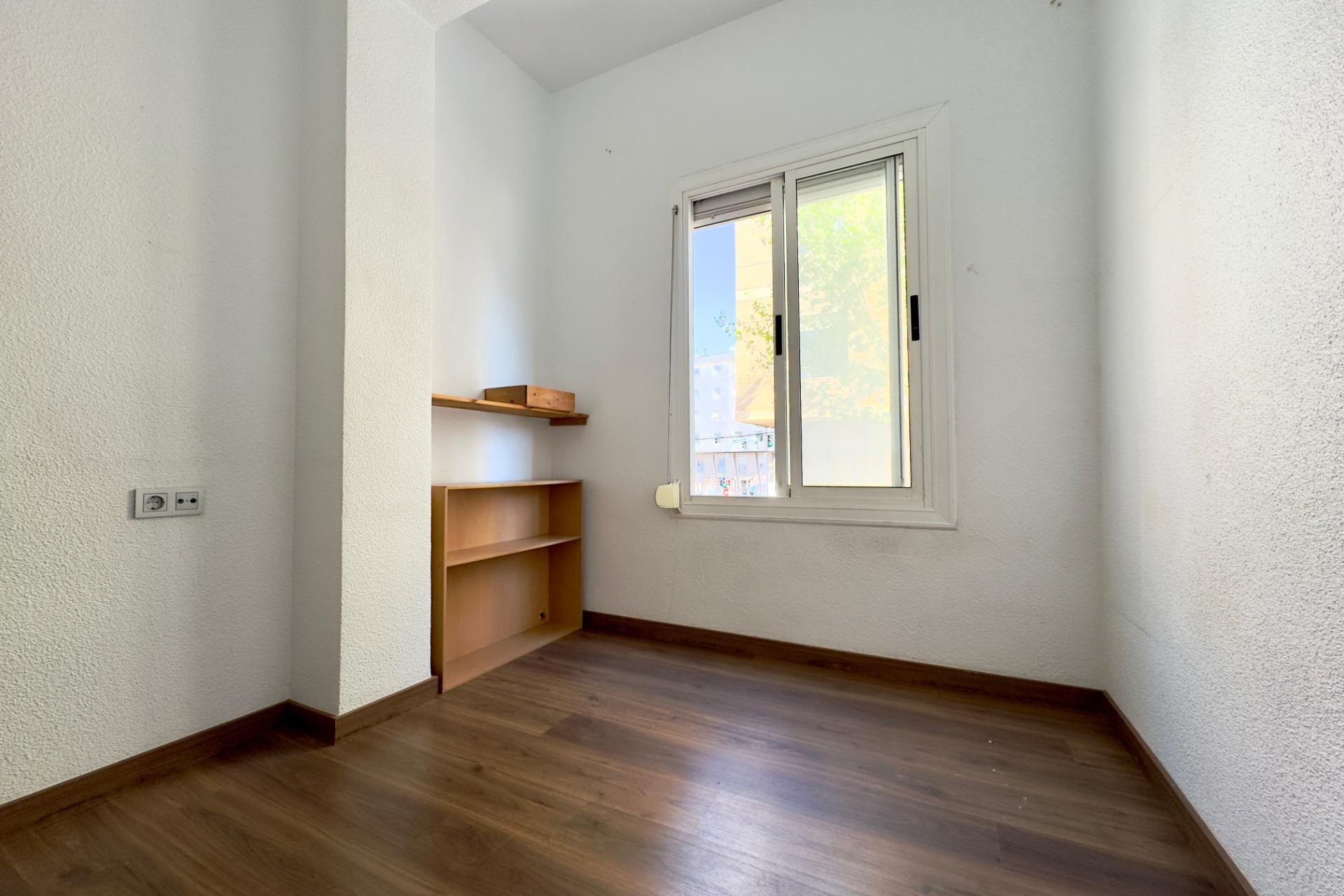 Resale - Apartment - Elche - Asilo - Pisos Azules