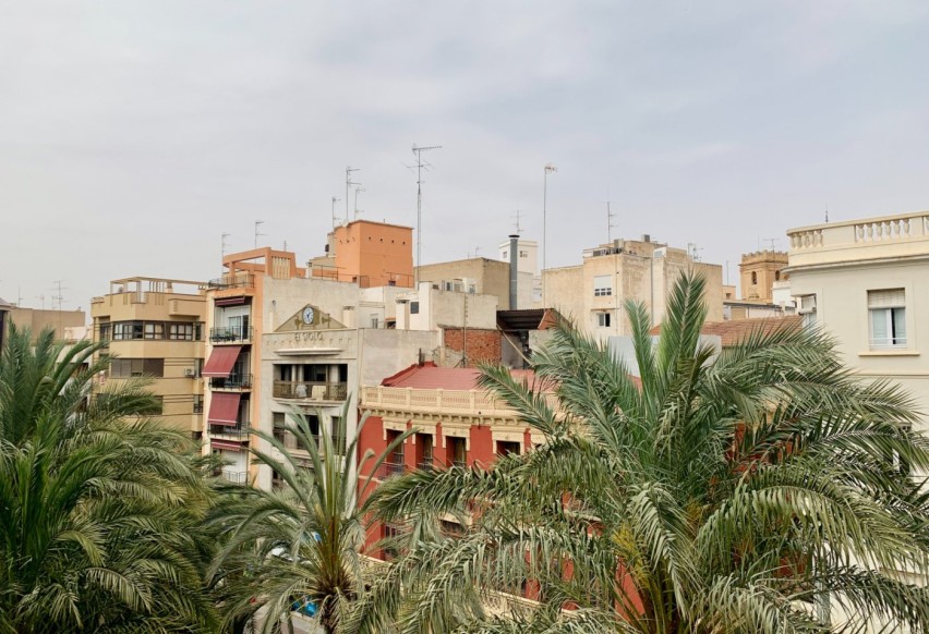 Resale - Apartment - Elche - Center
