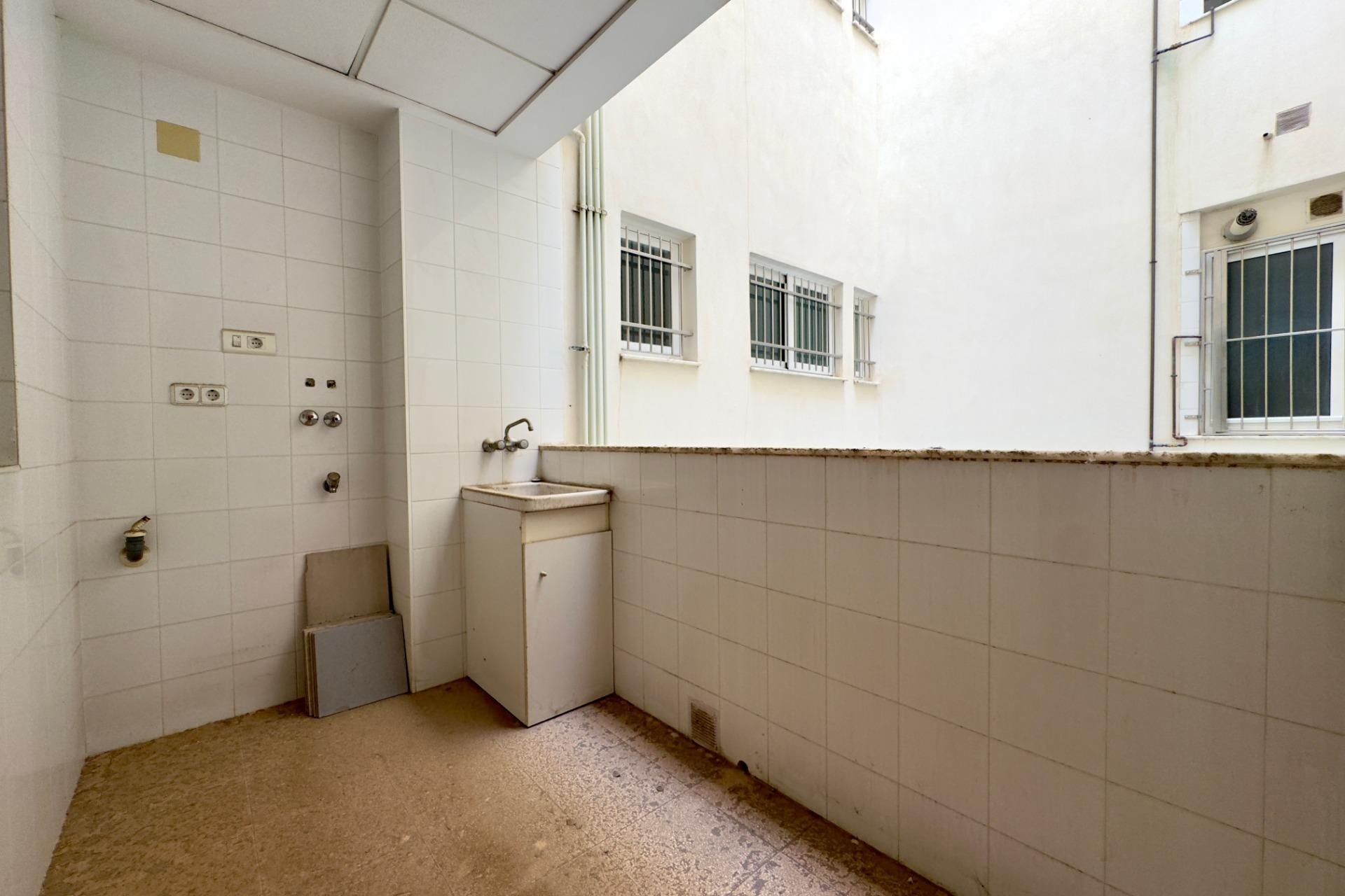 Resale - Apartment - Elche - Center