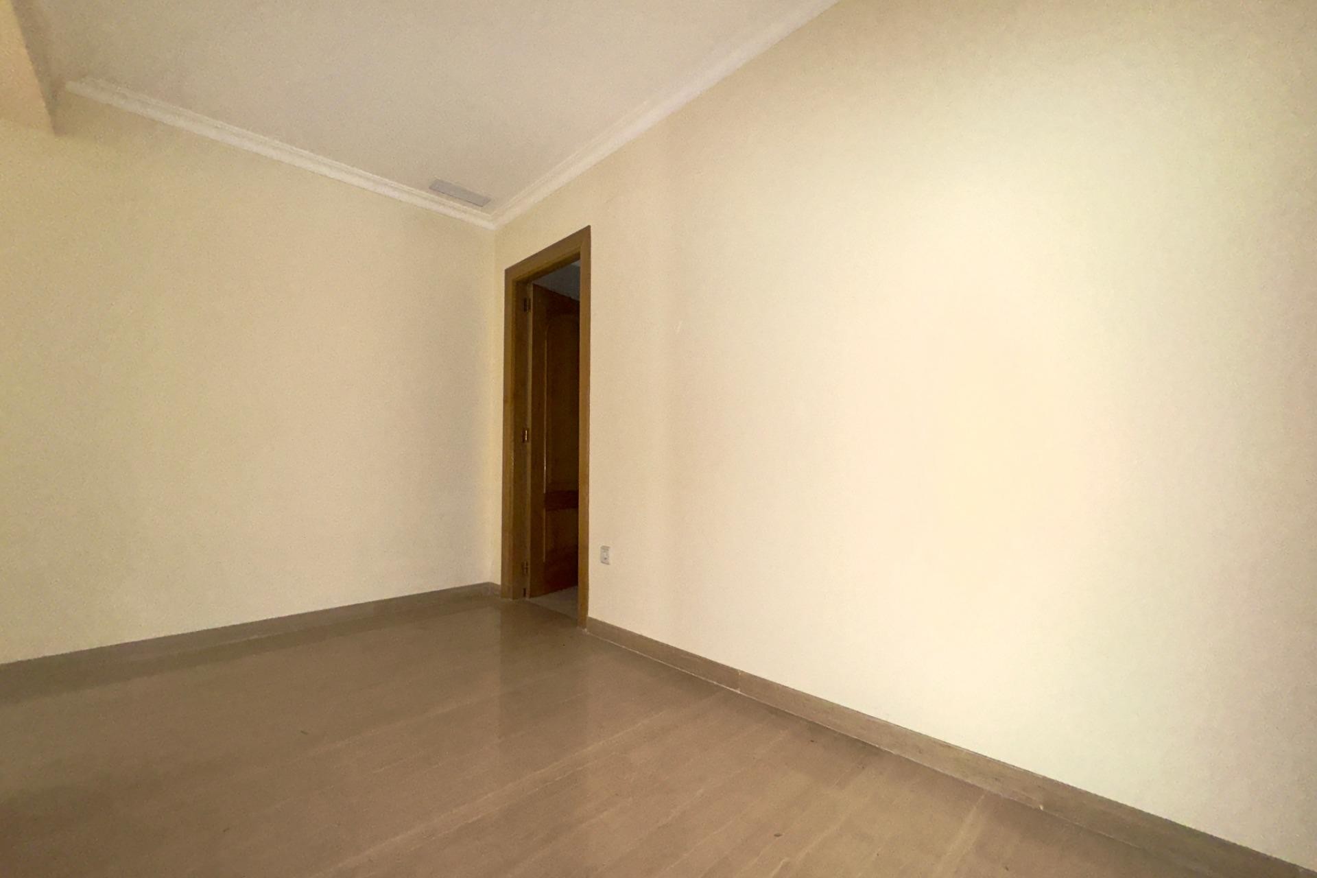 Resale - Apartment - Elche - Center