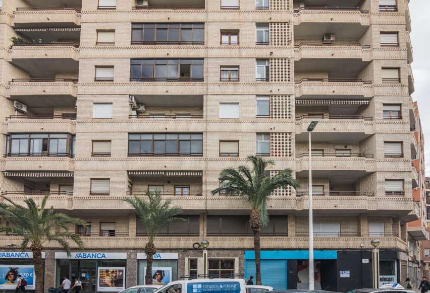 Resale - Apartment - Elche - Corazon de Jesus