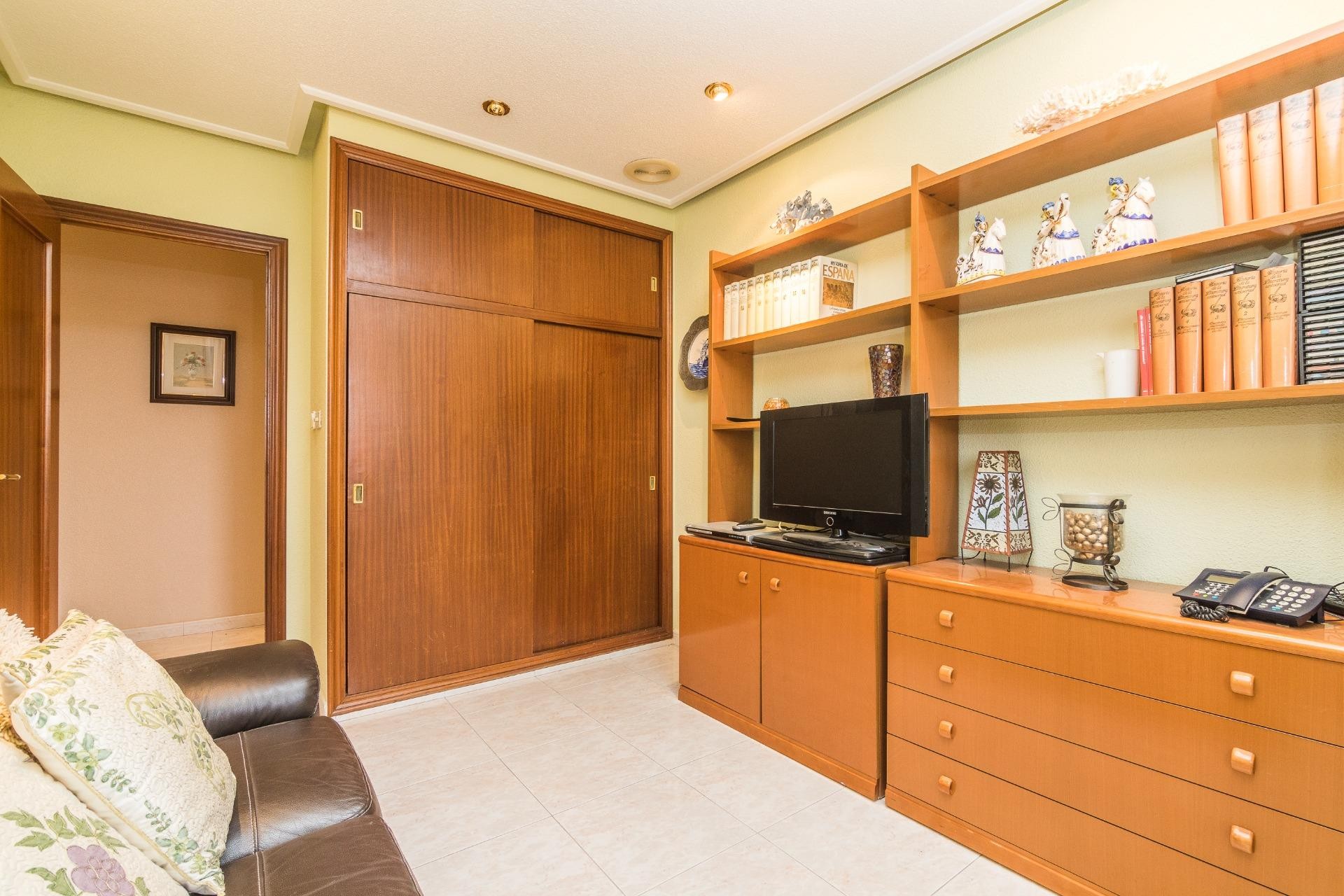 Resale - Apartment - Elche - Corazon de Jesus