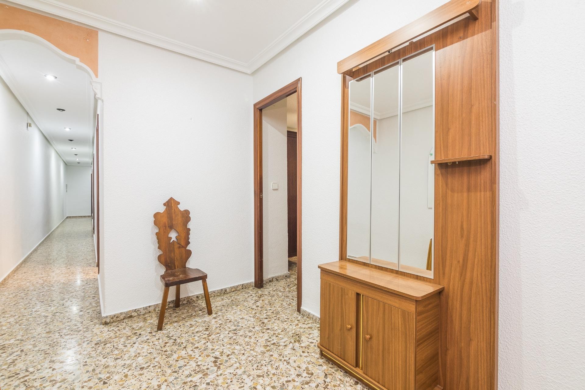 Resale - Apartment - Elche - Corazon de Jesus