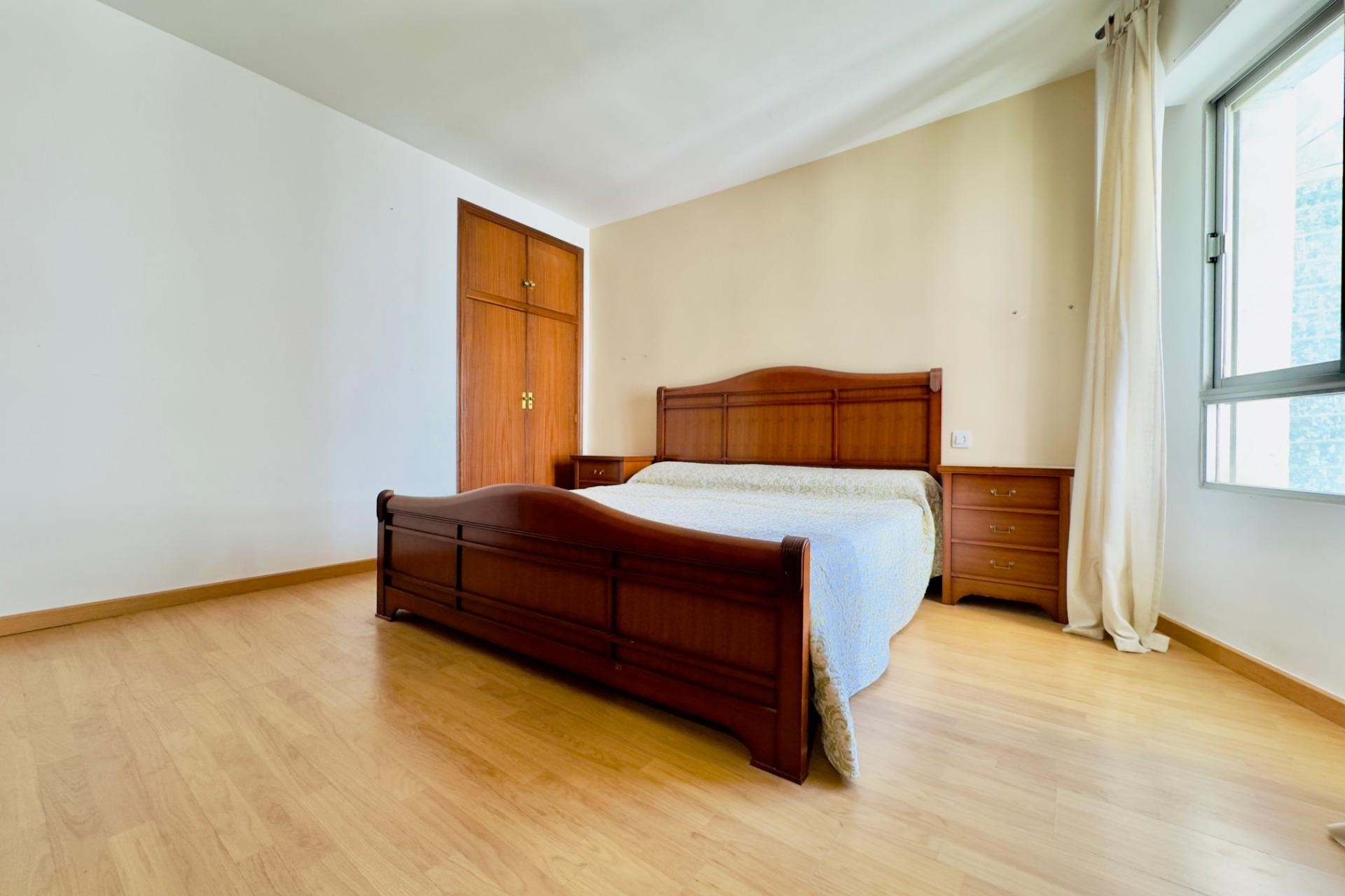 Resale - Apartment - Elche - Corazon de Jesus