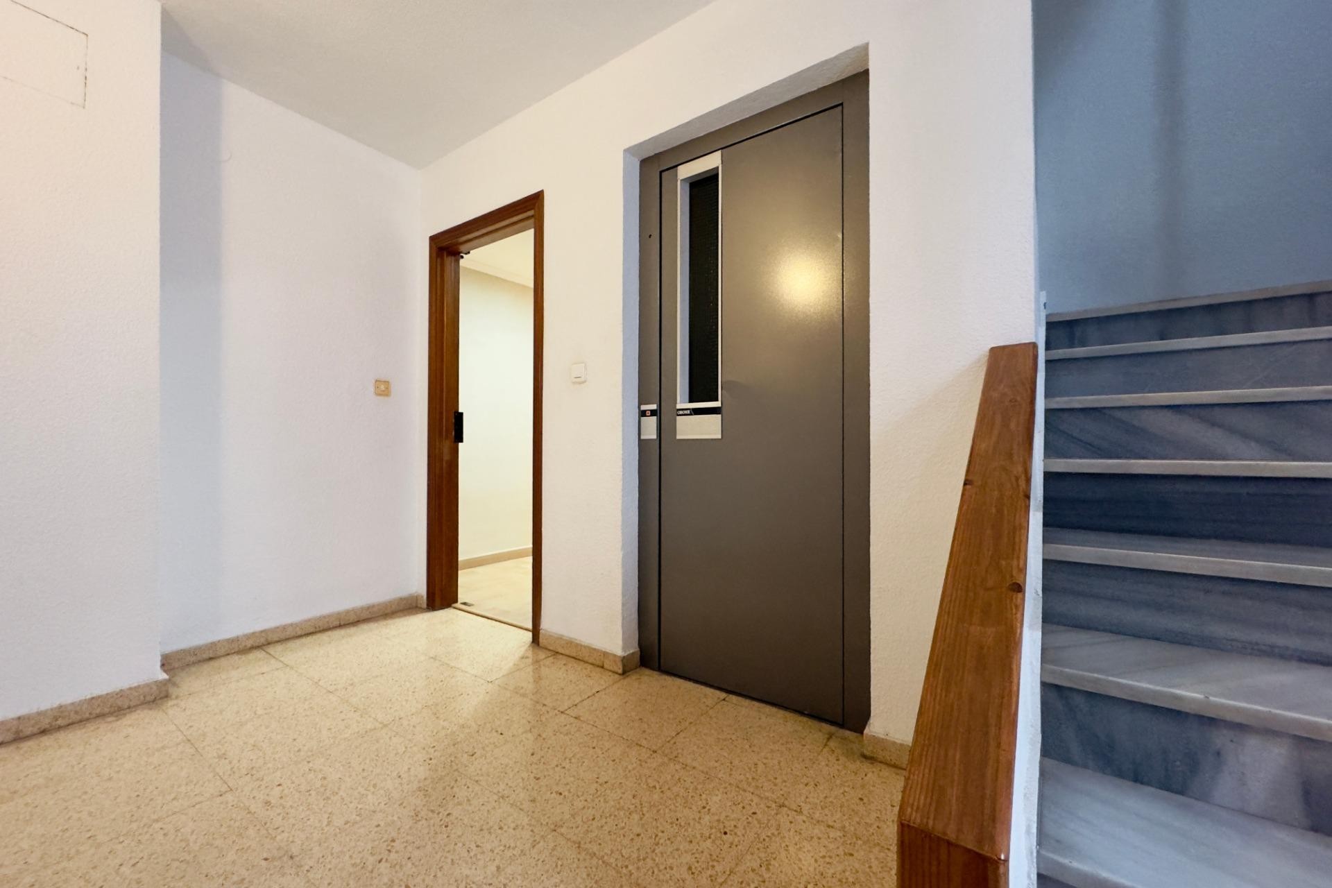 Resale - Apartment - Elche - Corazon de Jesus