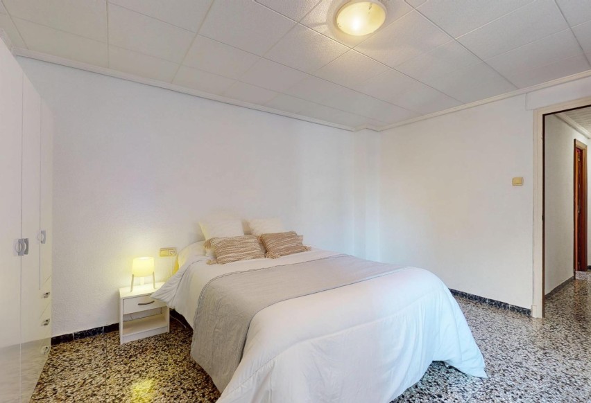 Resale - Apartment - Elche - Corazon de Jesus