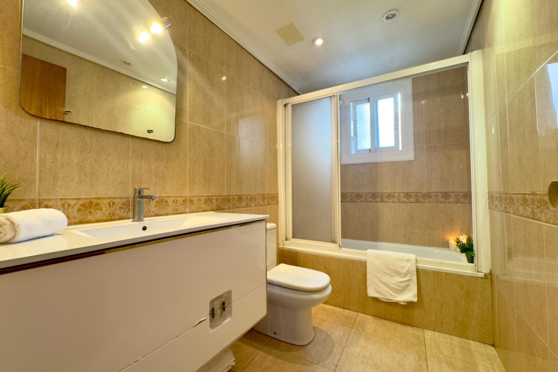 Resale - Apartment - Elche - Corazon de Jesus