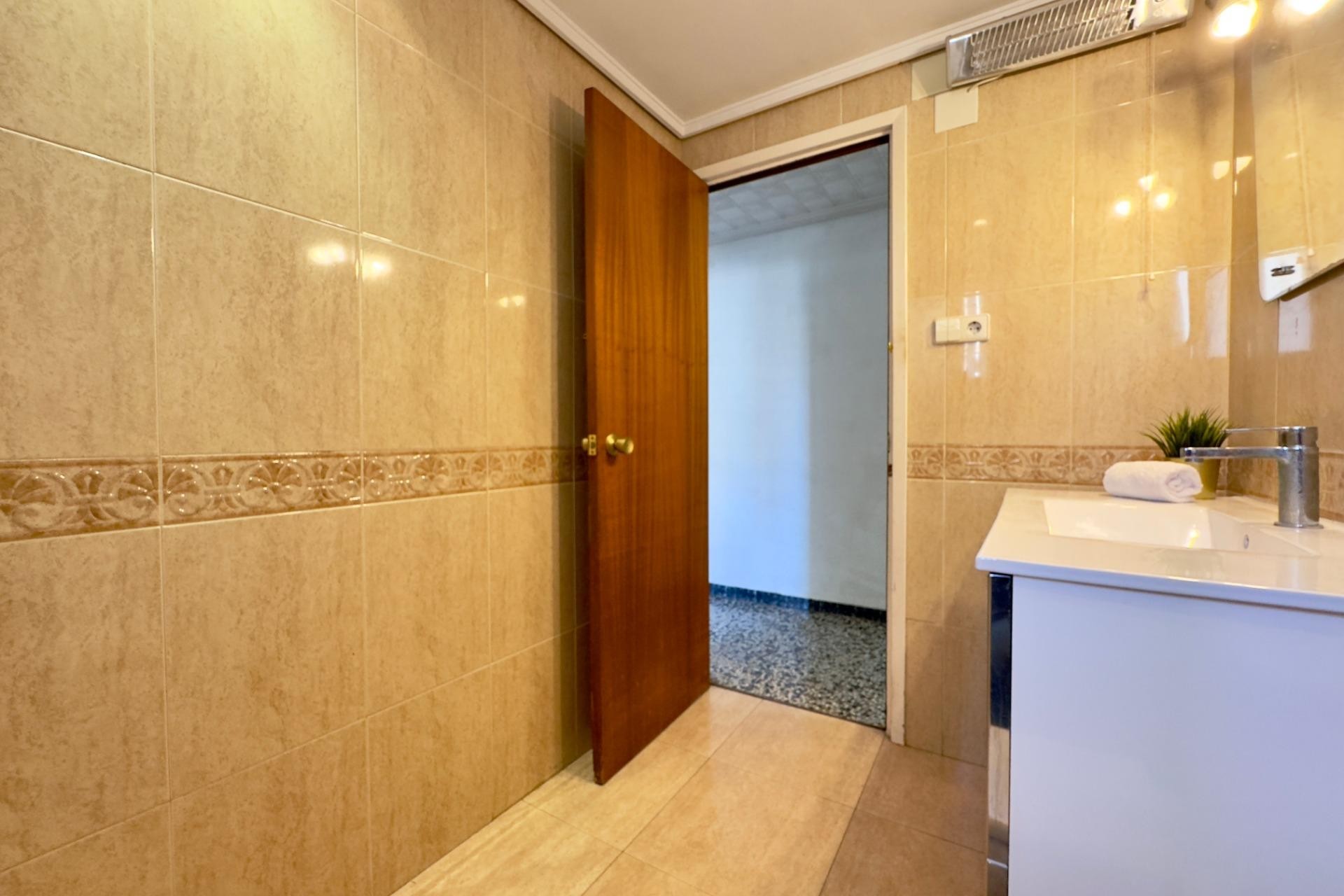 Resale - Apartment - Elche - Corazon de Jesus