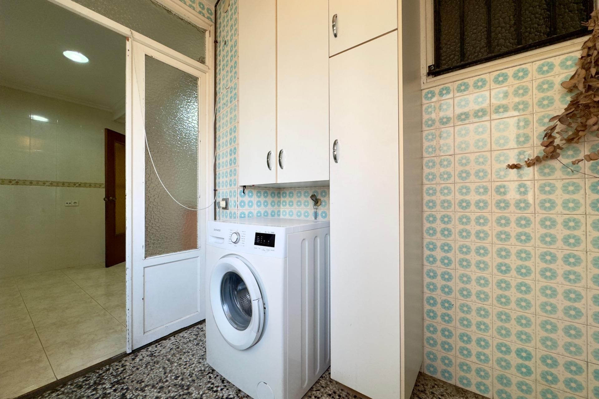 Resale - Apartment - Elche - Corazon de Jesus