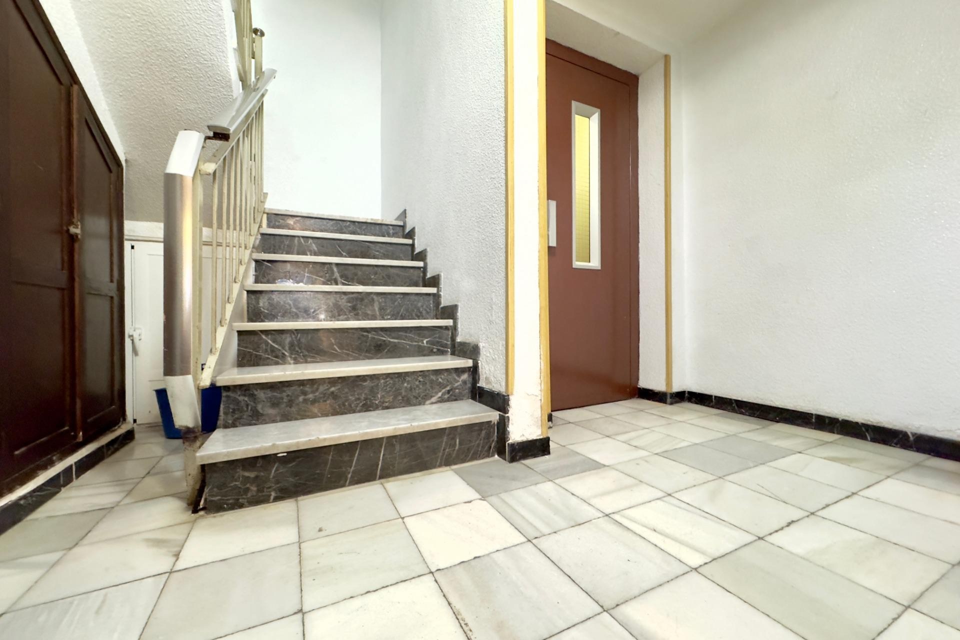Resale - Apartment - Elche - Corazon de Jesus