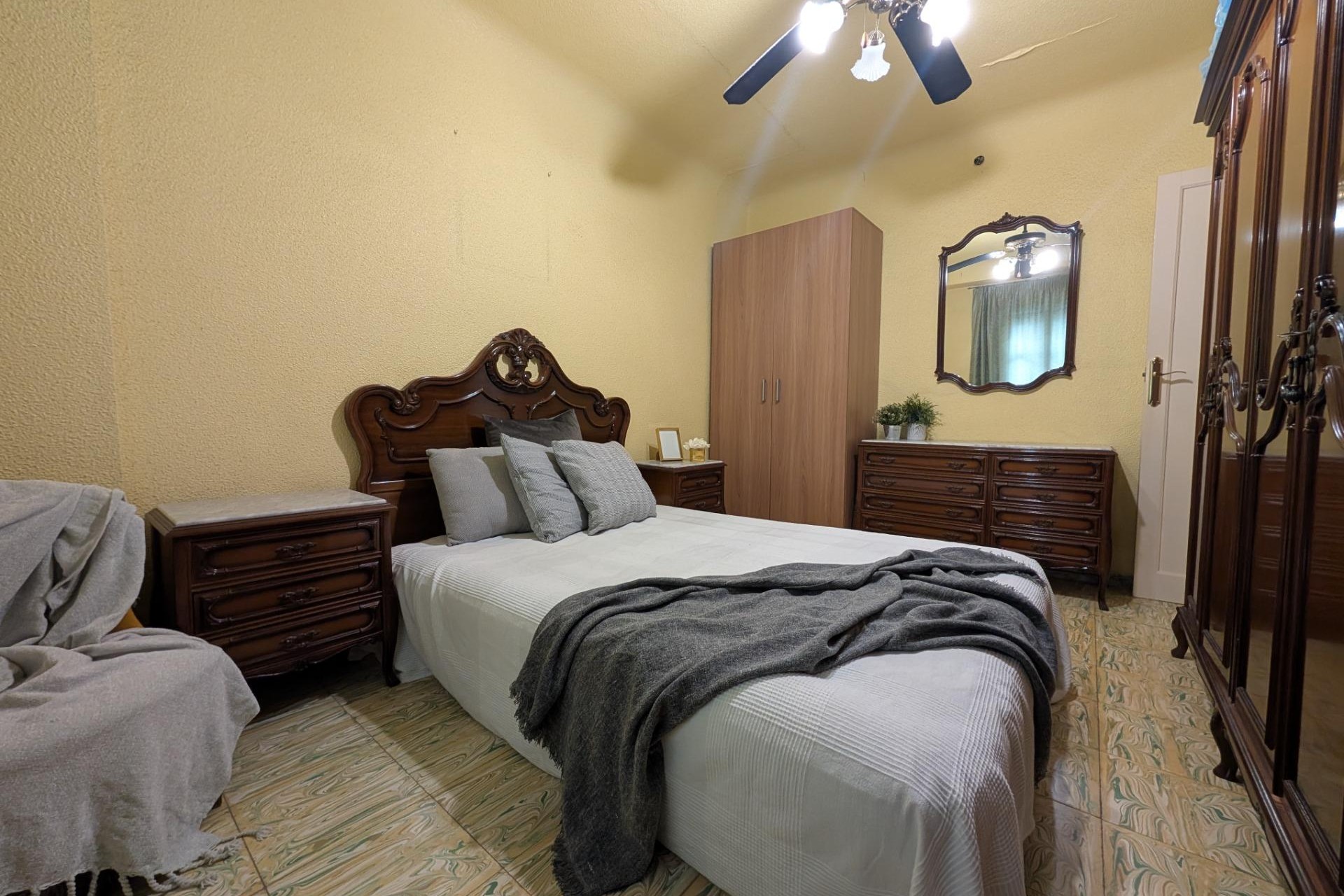 Resale - Apartment - Elche - Corte Ingles