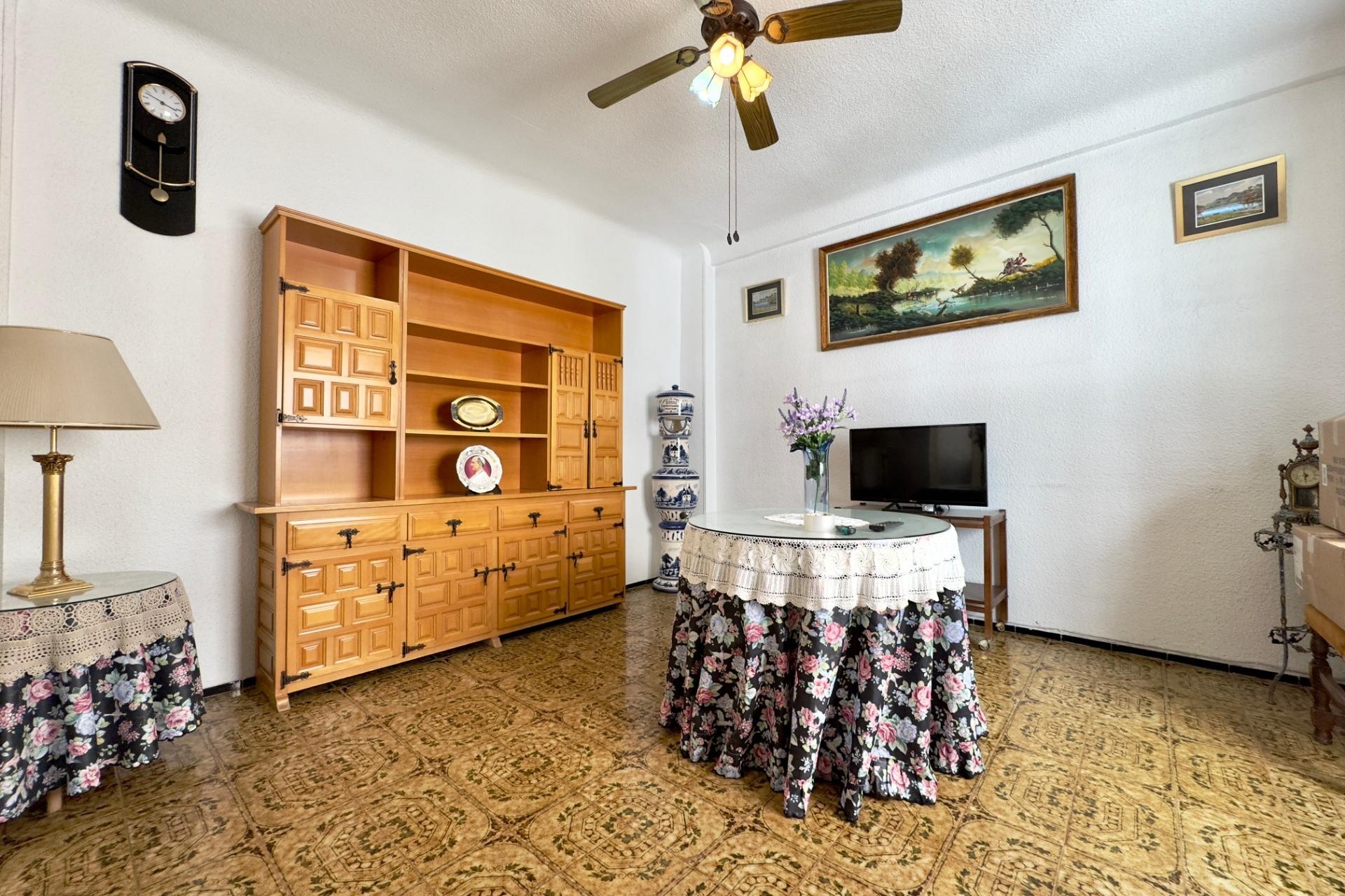 Resale - Apartment - Elche - Plaza Obispo Siuri