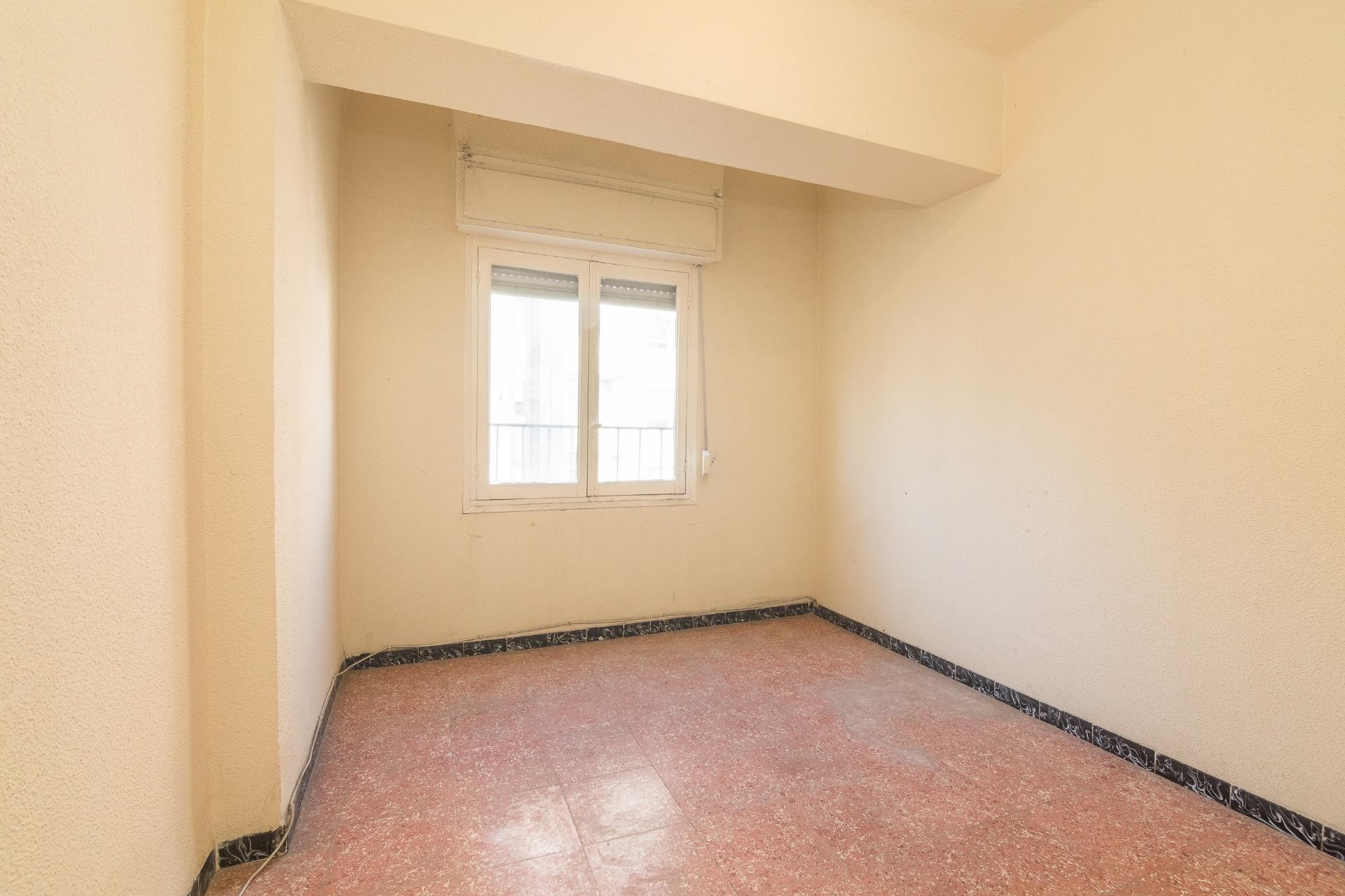 Resale - Apartment - Elche - Plaza Obispo Siuri