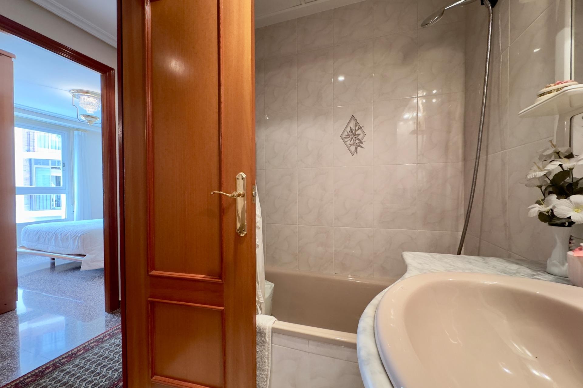 Resale - Apartment - Elche - Plaza Obispo Siuri