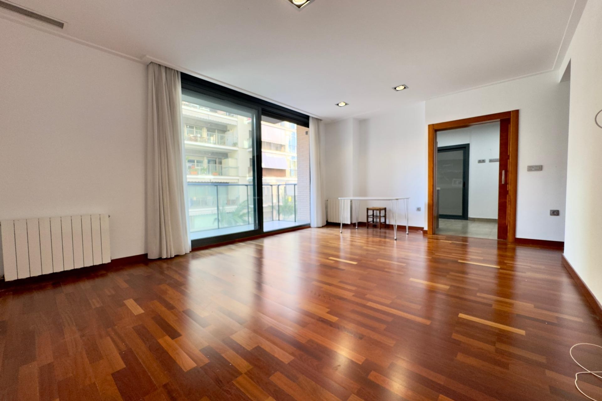 Resale - Apartment - Elche - Porcelanosa