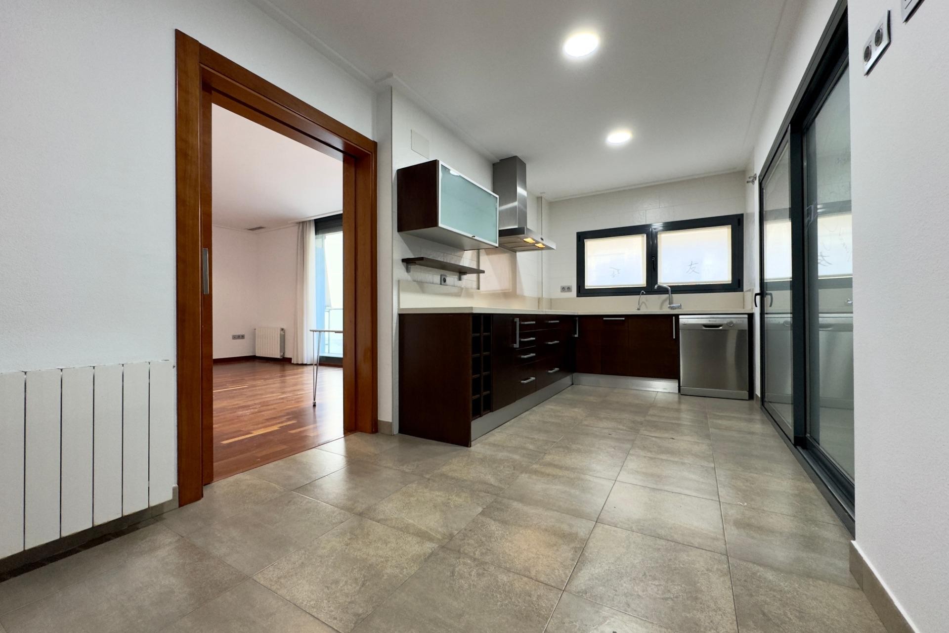 Resale - Apartment - Elche - Porcelanosa