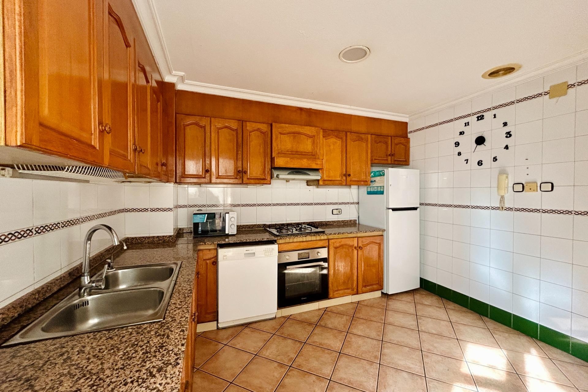 Resale - Apartment - Elche - Reina Victoria-Miguel Hernández