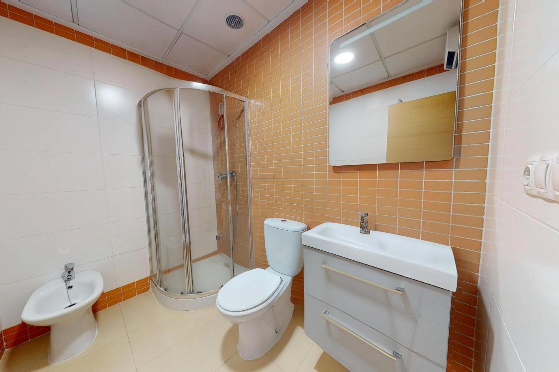 Resale - Apartment / flat - Albatera - San isidro