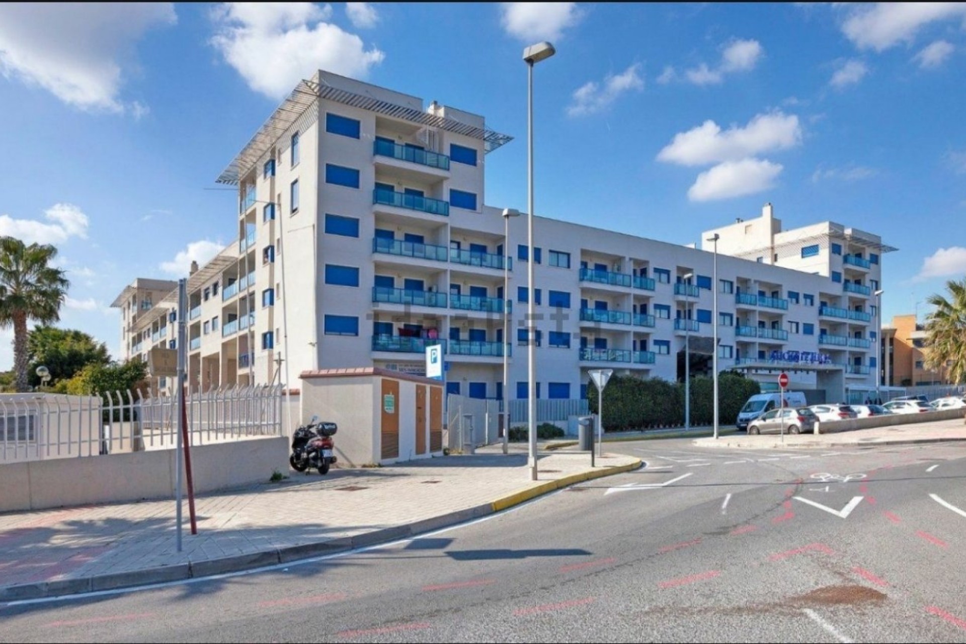 Resale - Apartment / flat - Alicante - Agua marga
