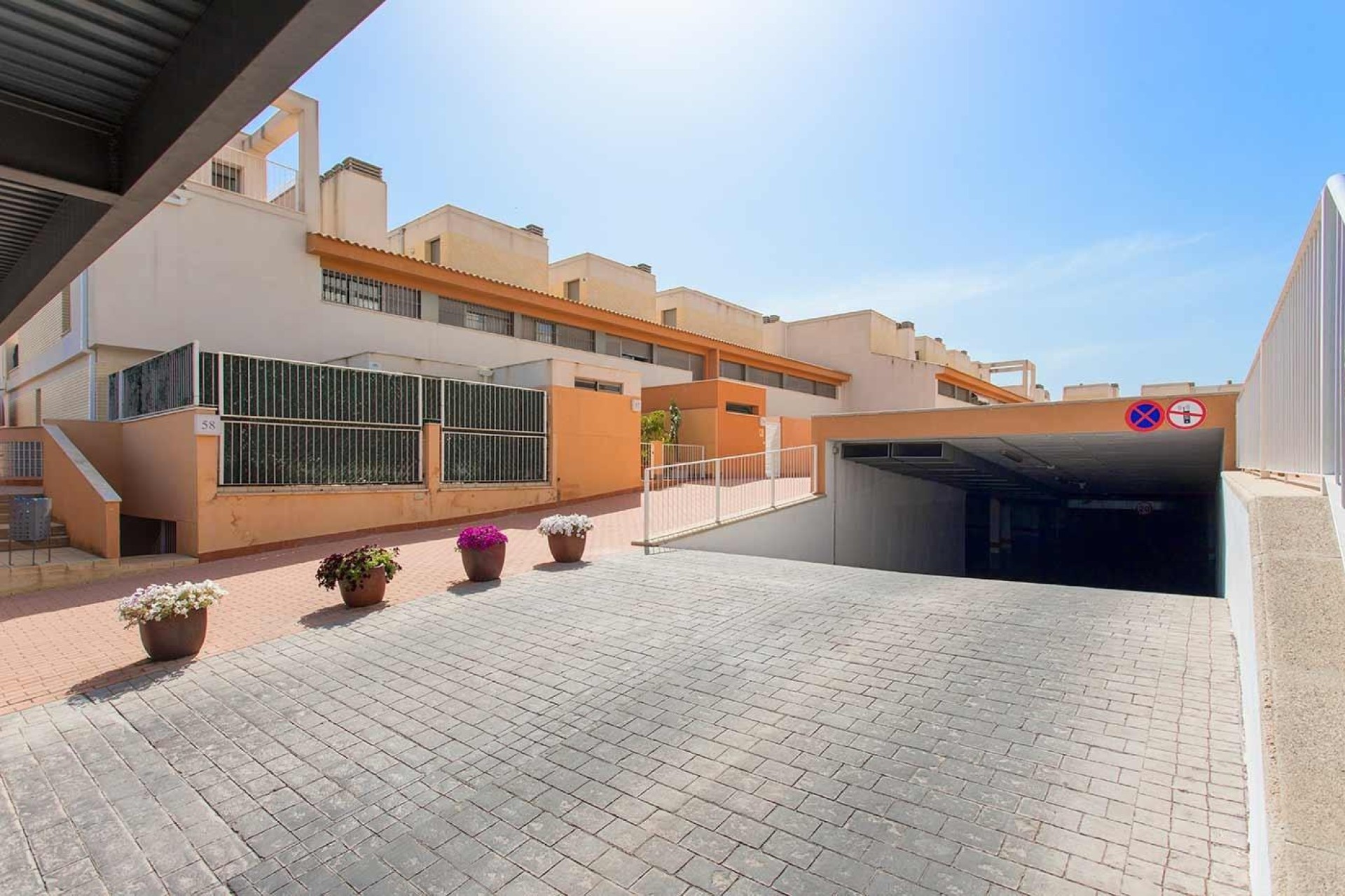 Resale - Apartment / flat - Alicante - Alicante Golf