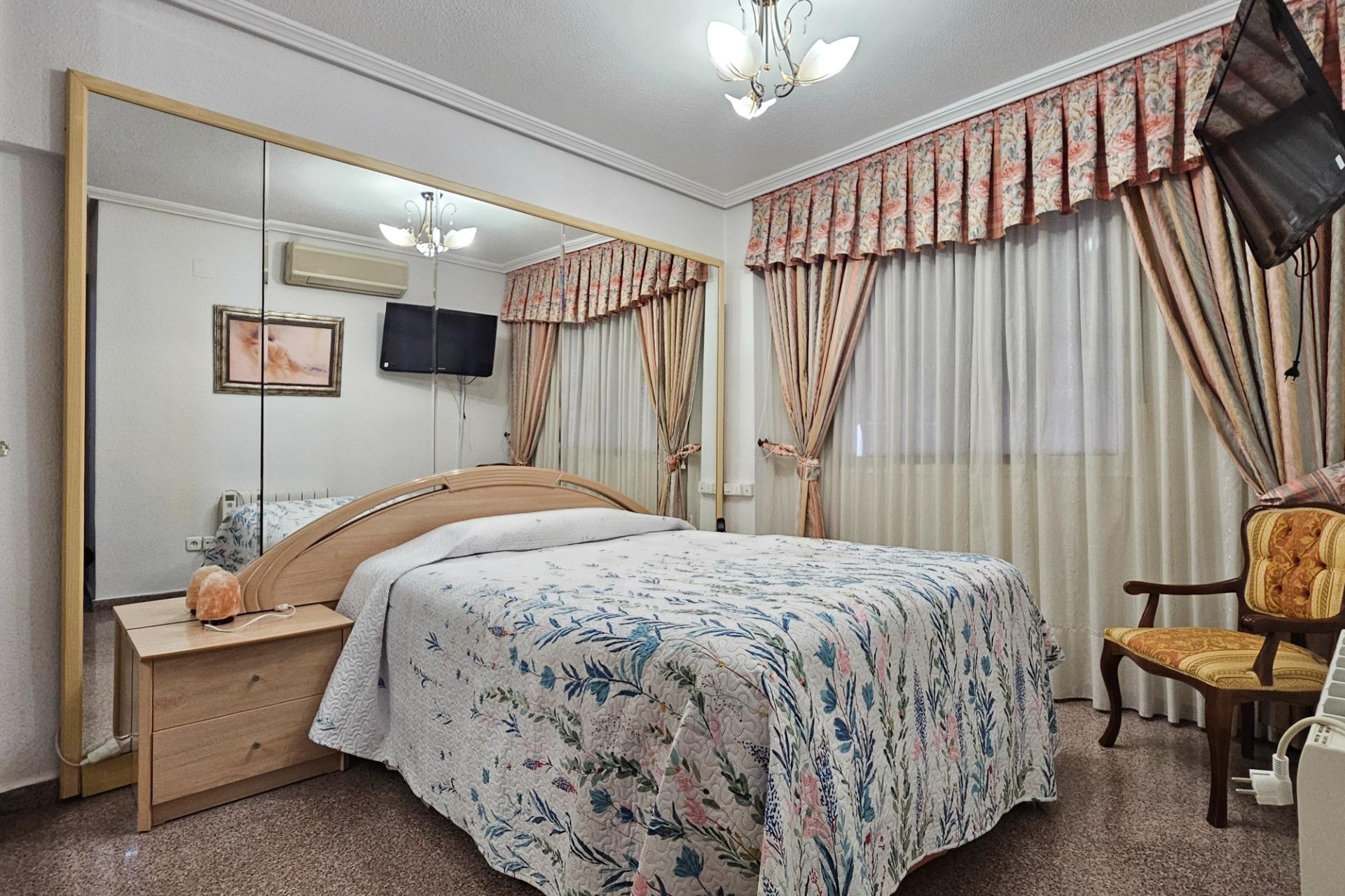 Resale - Apartment / flat - Alicante - Altozano