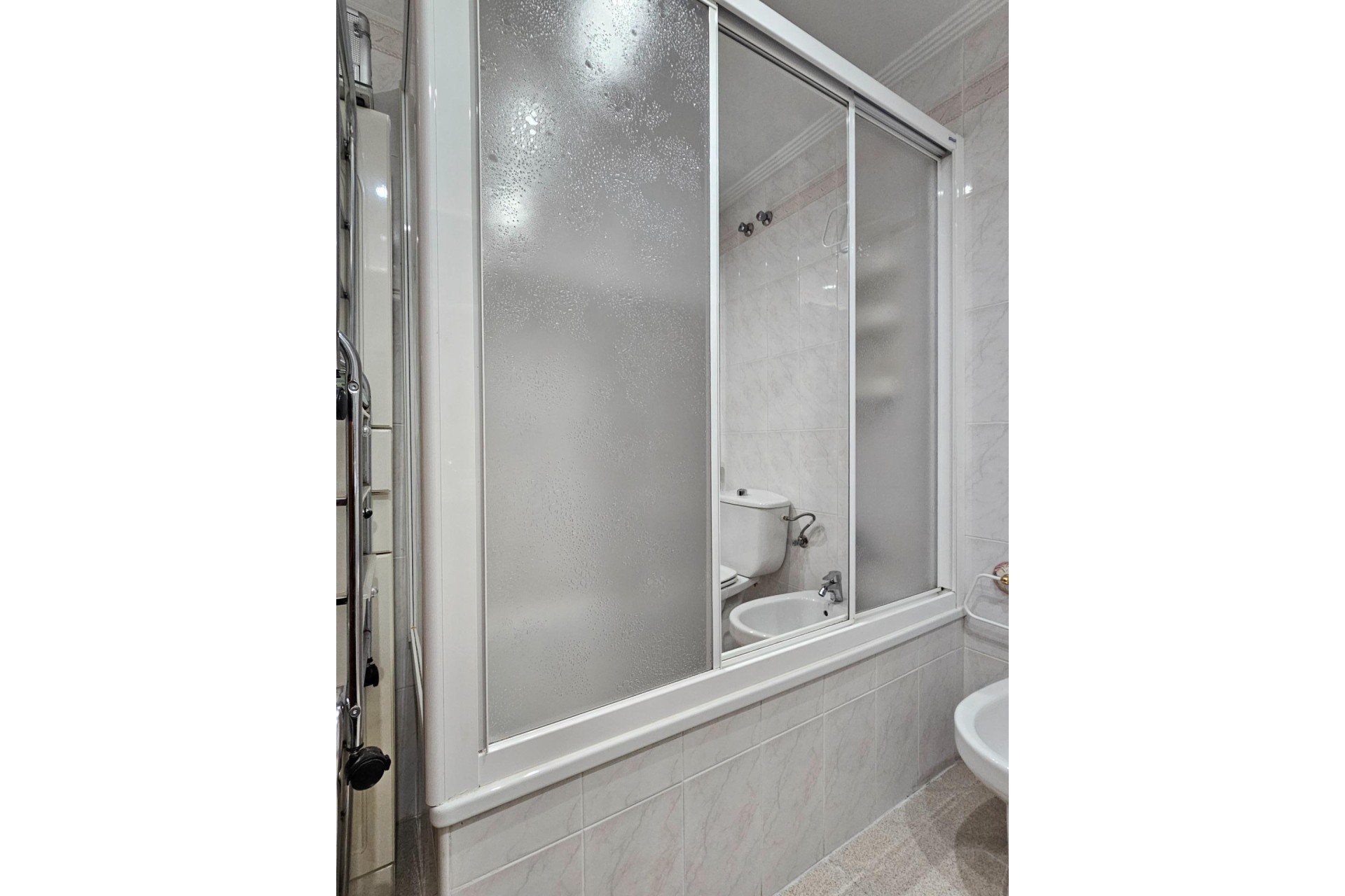 Resale - Apartment / flat - Alicante - Altozano