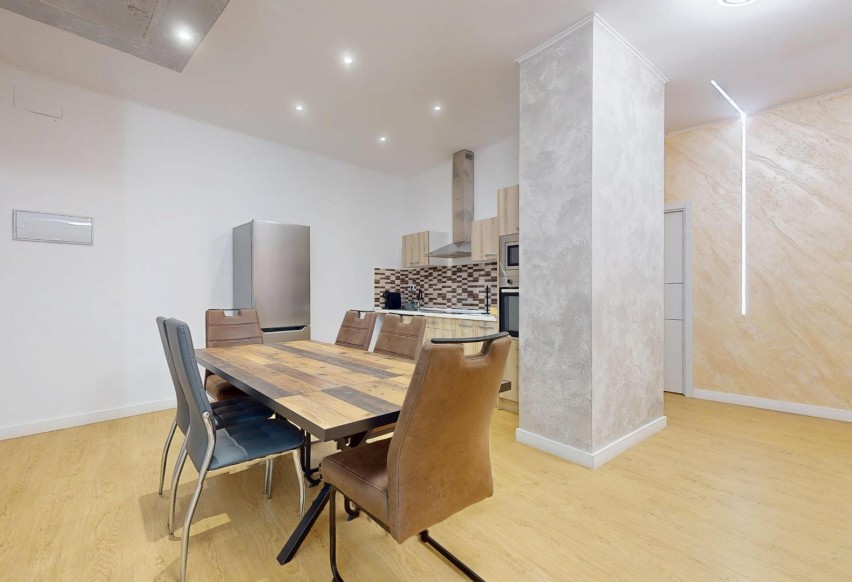 Resale - Apartment / flat - Alicante - Altozano