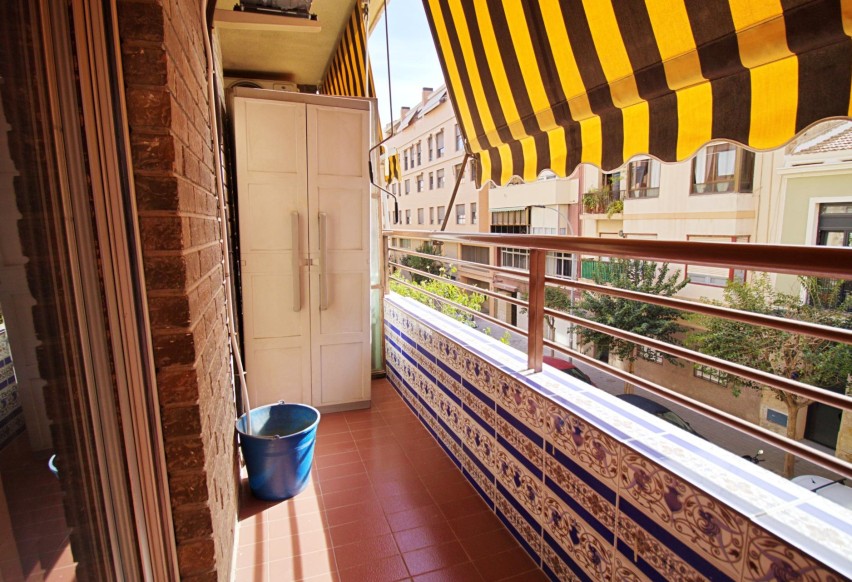 Resale - Apartment / flat - Alicante - Benalua