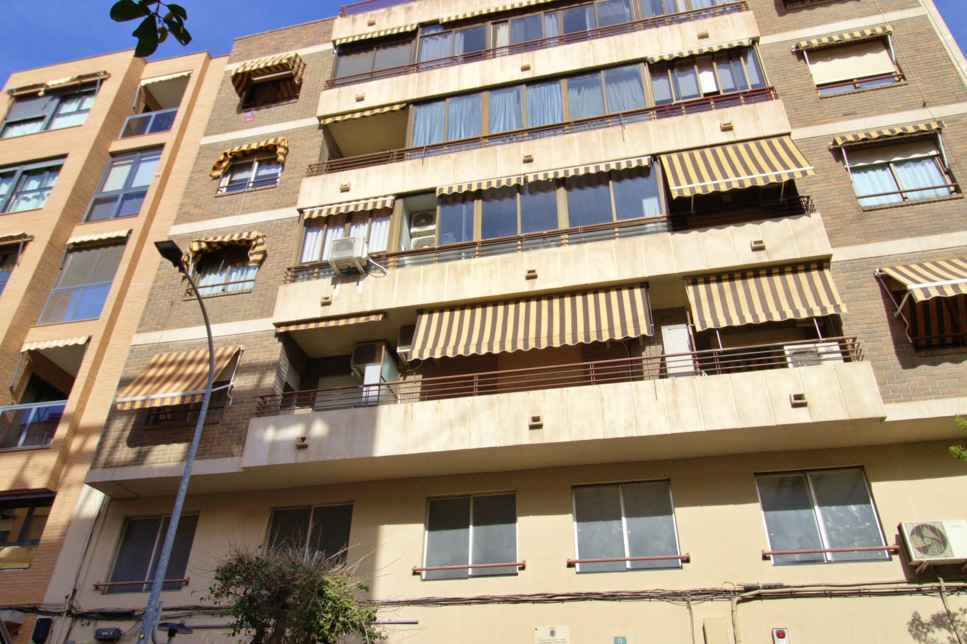 Resale - Apartment / flat - Alicante - Benalua