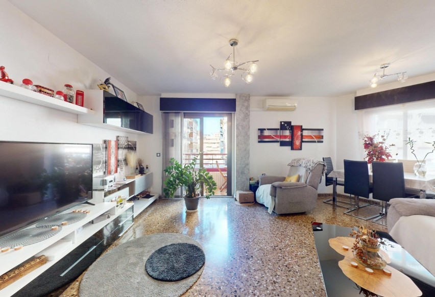 Resale - Apartment / flat - Alicante - Carolinas Bajas