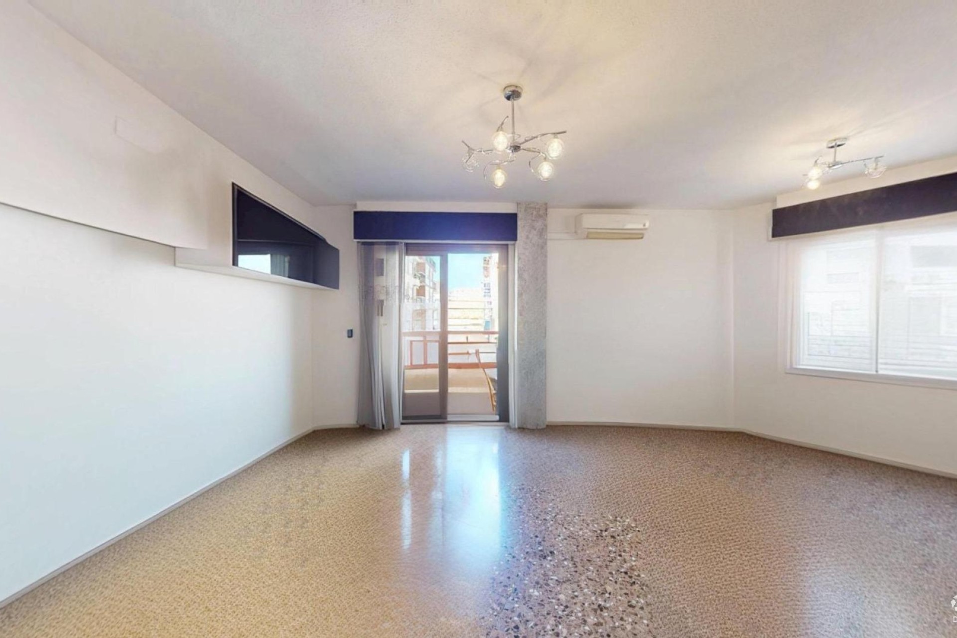 Resale - Apartment / flat - Alicante - Carolinas Bajas