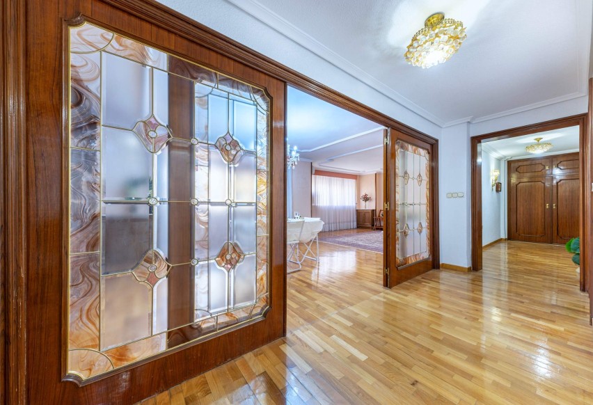 Resale - Apartment / flat - Alicante - Centro