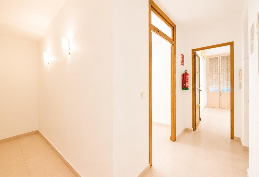 Resale - Apartment / flat - Alicante - Mercado