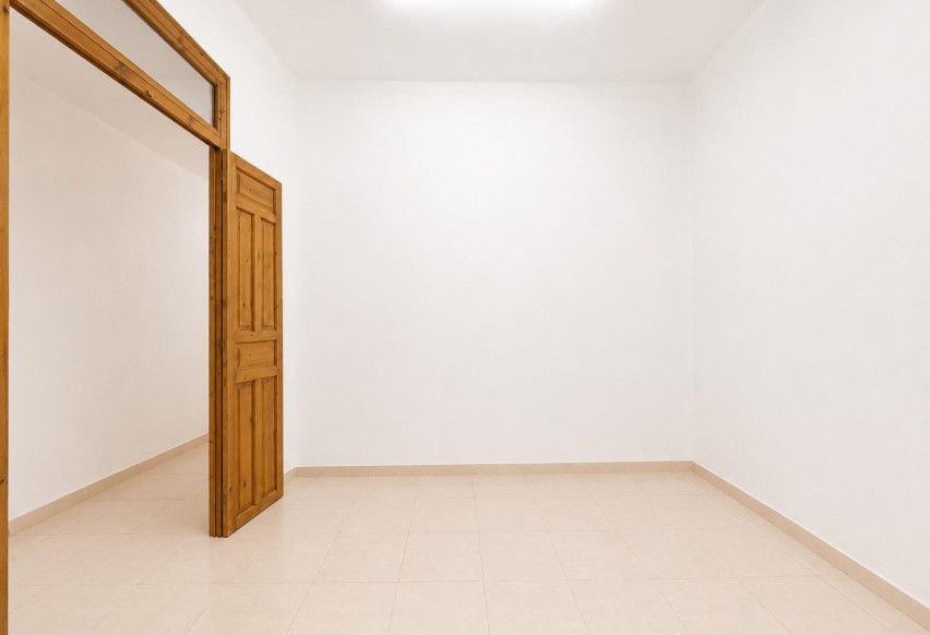 Resale - Apartment / flat - Alicante - Mercado