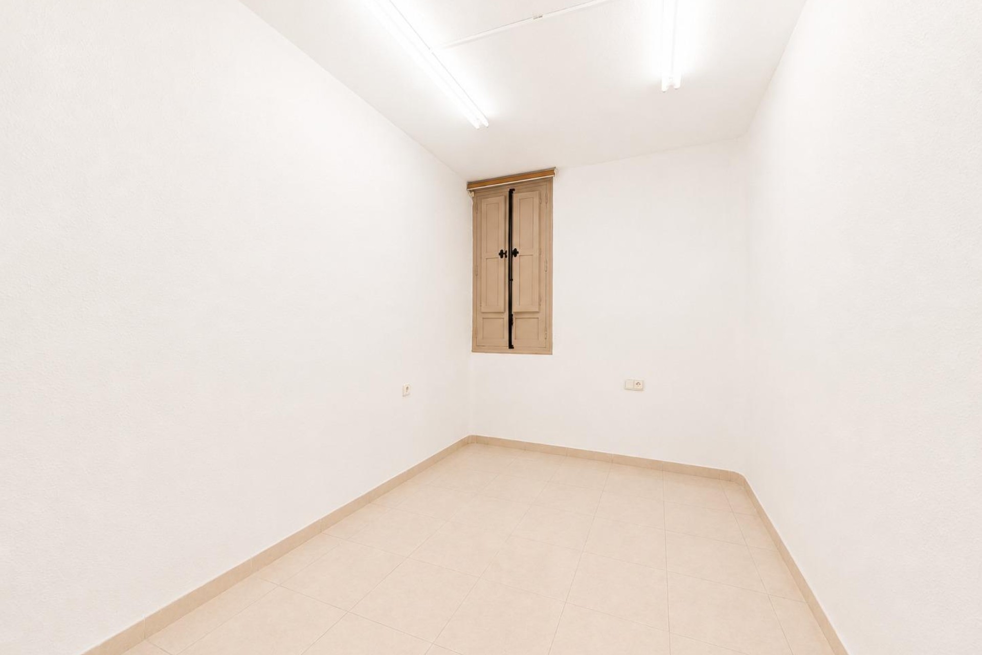 Resale - Apartment / flat - Alicante - Mercado