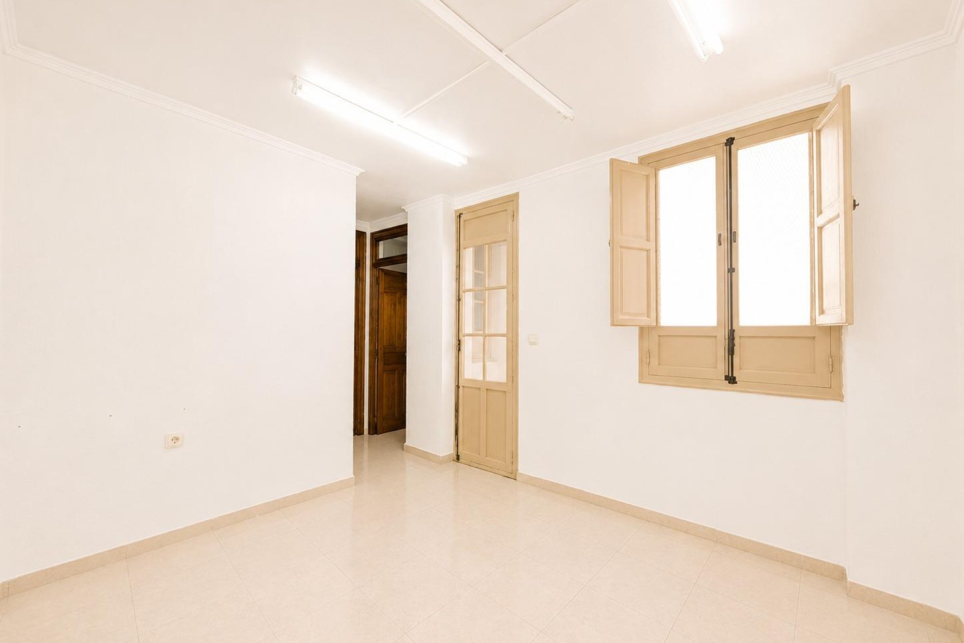 Resale - Apartment / flat - Alicante - Mercado