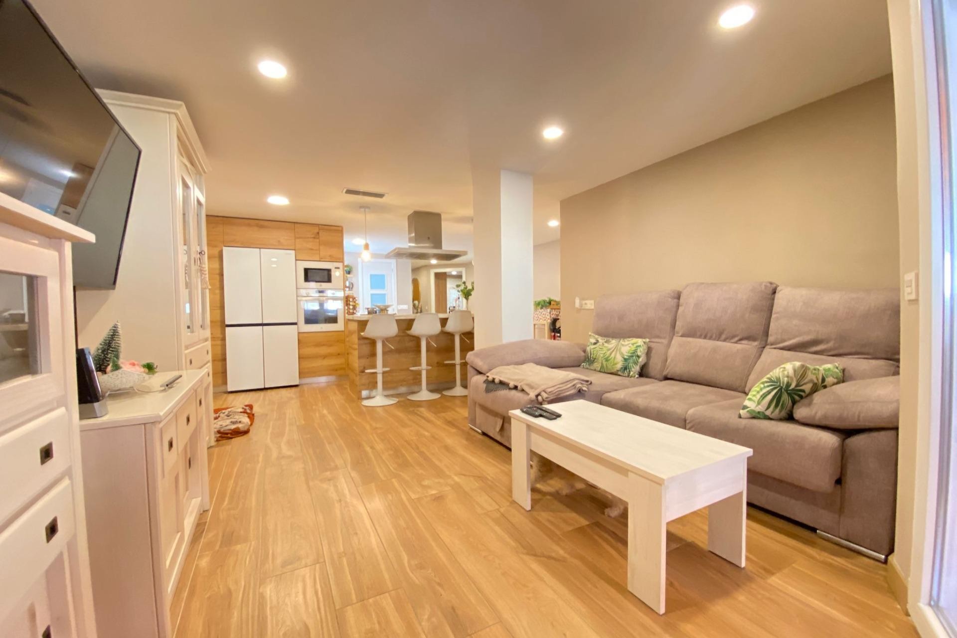 Resale - Apartment / flat - Alicante - San Gabriel