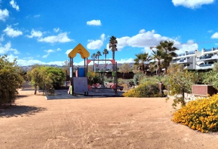 Resale - Apartment / flat - Arenales del Sol - Calle albacete