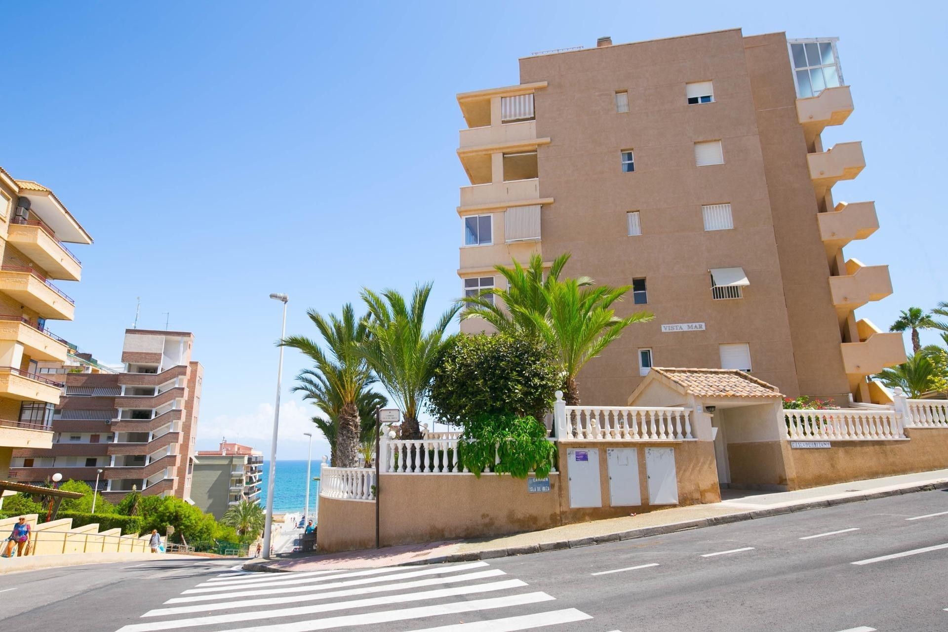 Resale - Apartment / flat - Arenales del Sol - Segunda linea playa