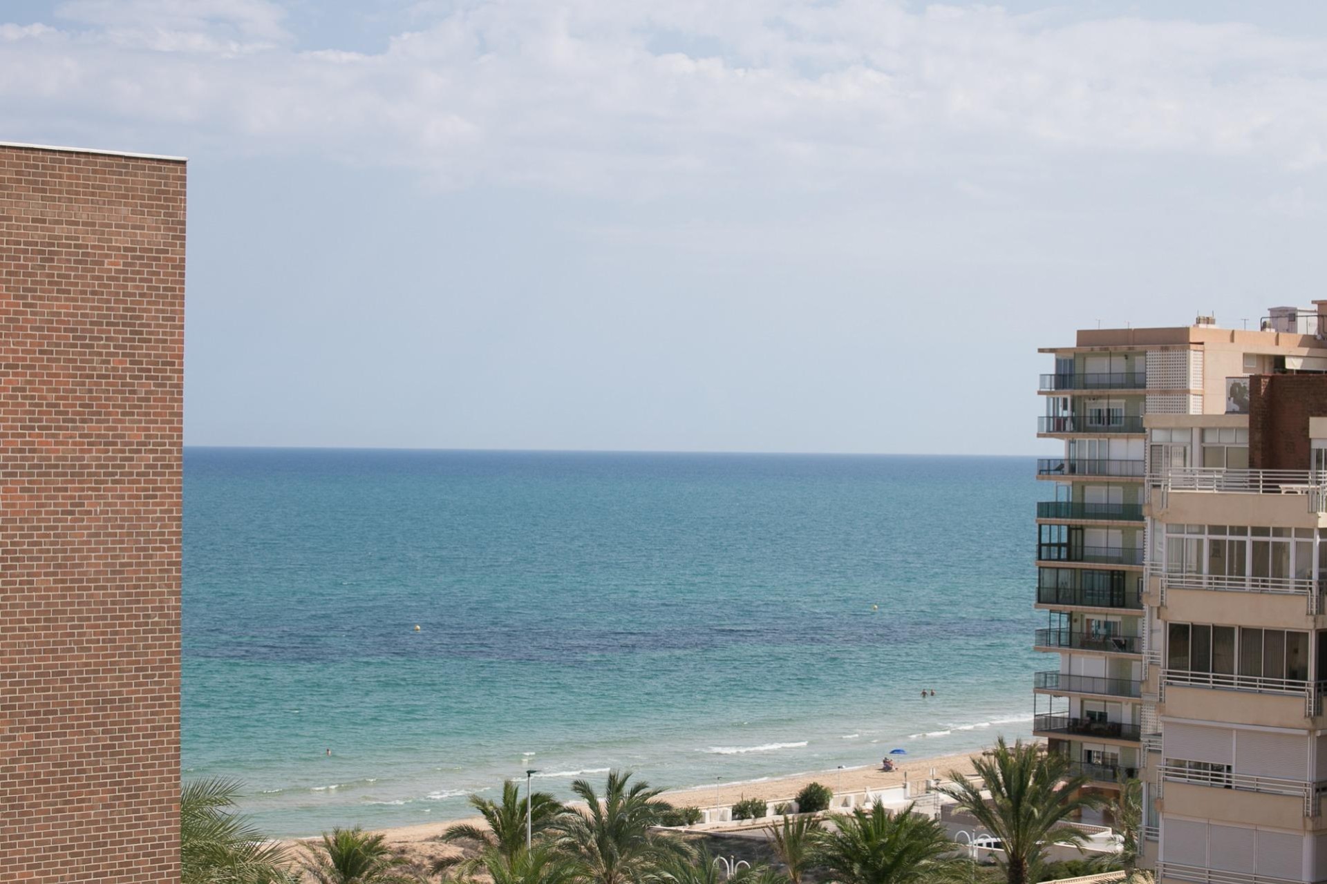 Resale - Apartment / flat - Arenales del Sol - Segunda linea playa