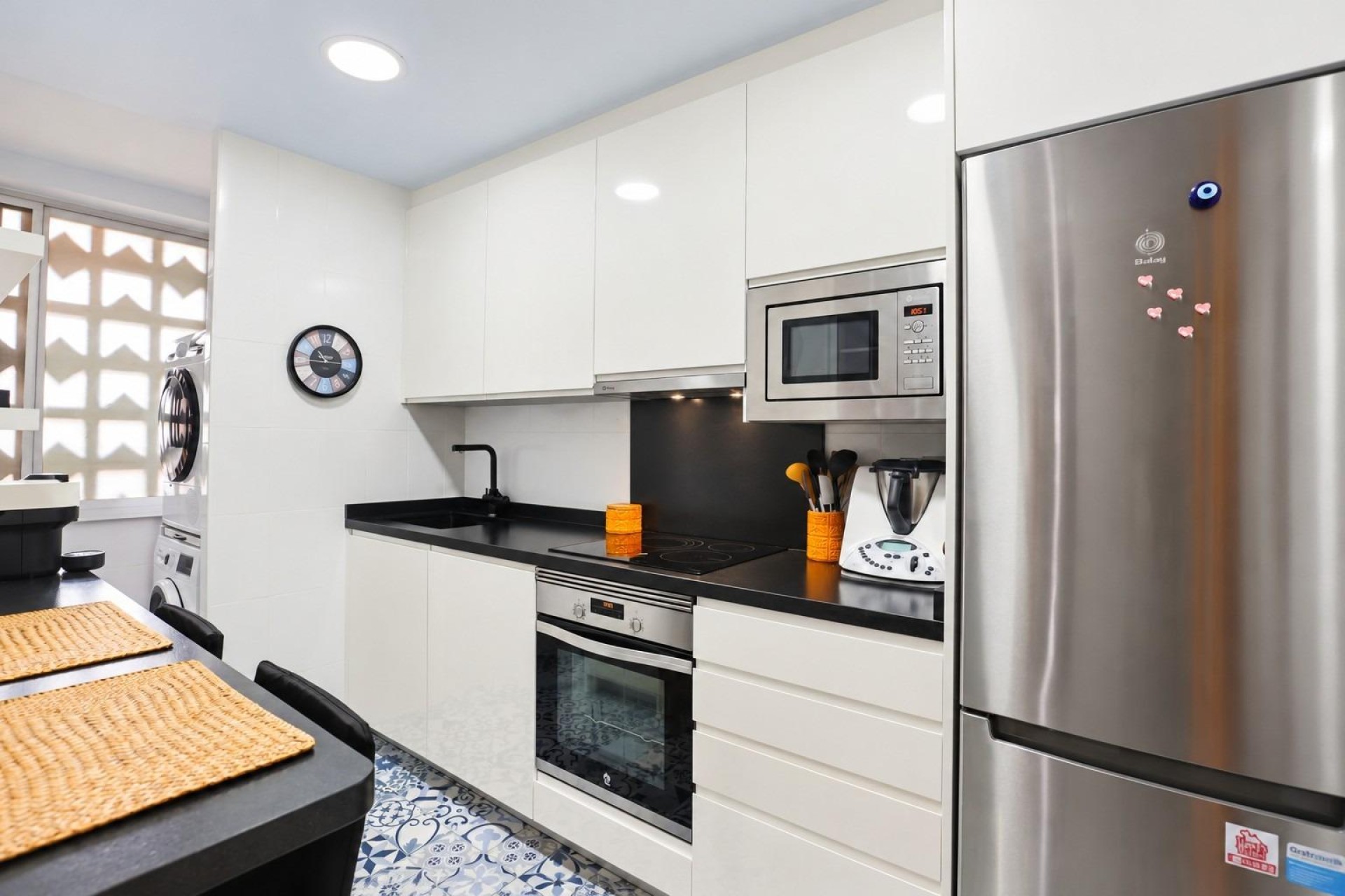 Resale - Apartment / flat - Arenales del Sol - Tercera linea playa