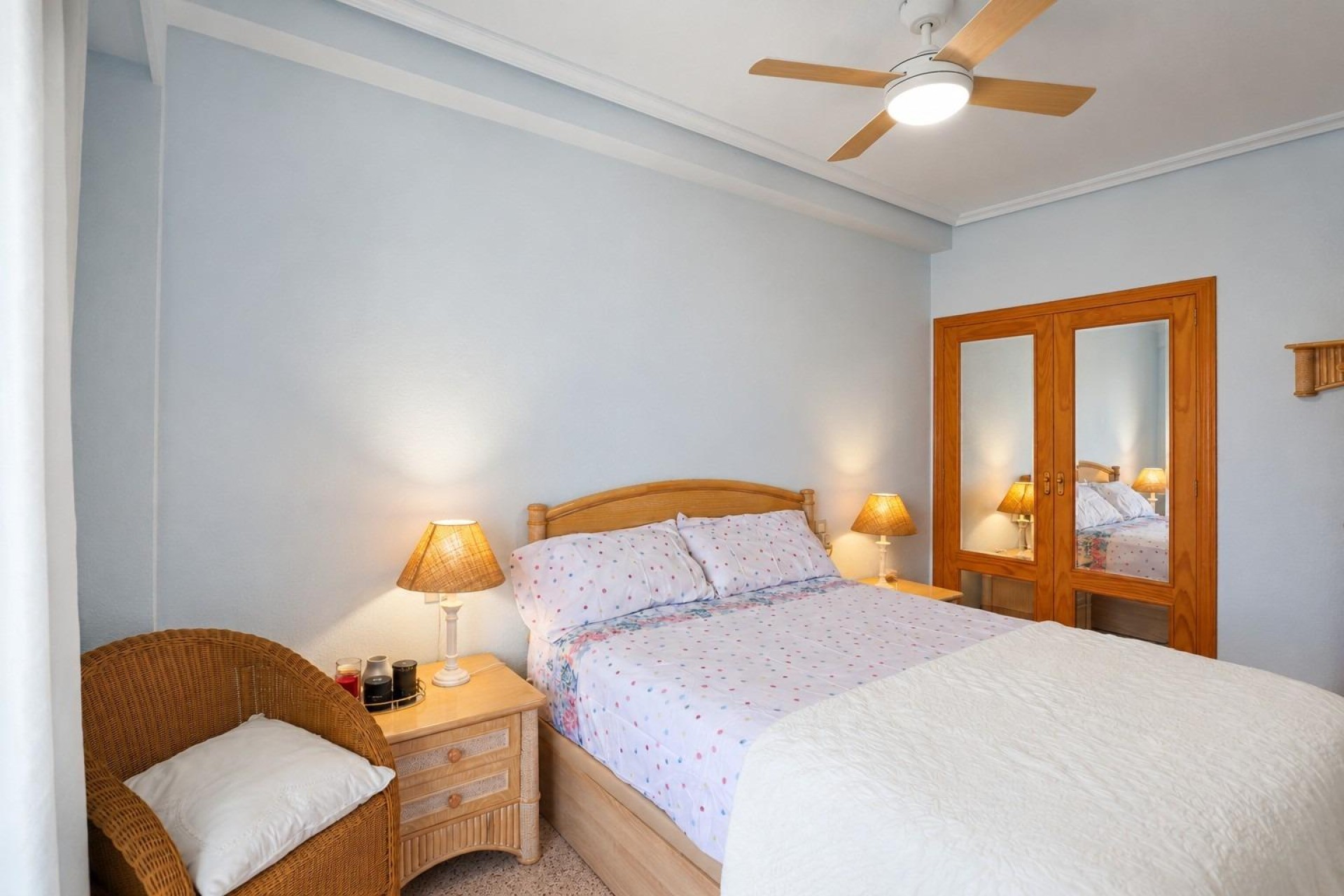 Resale - Apartment / flat - Arenales del Sol - Tercera linea playa