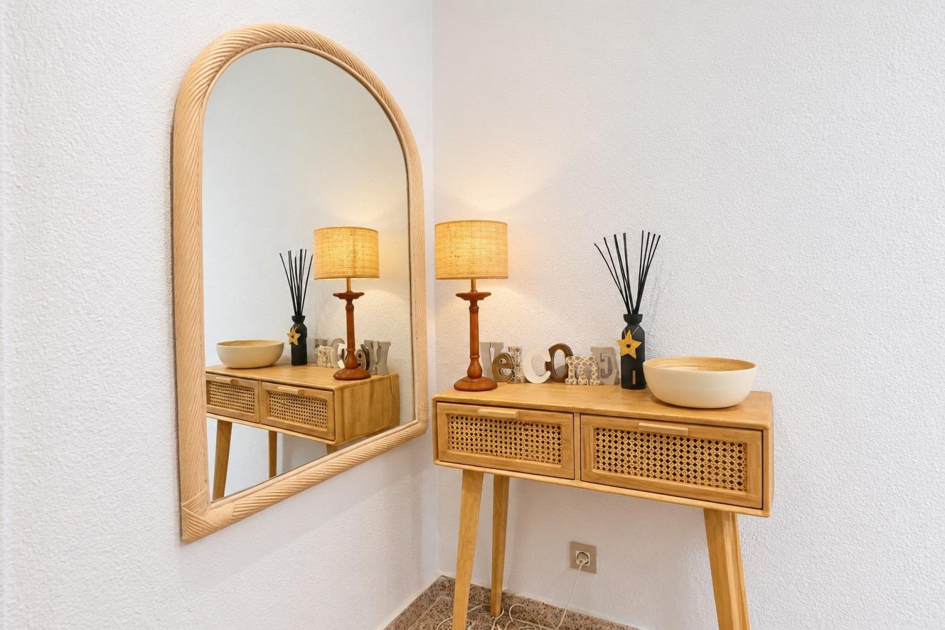 Resale - Apartment / flat - Arenales del Sol - Tercera linea playa