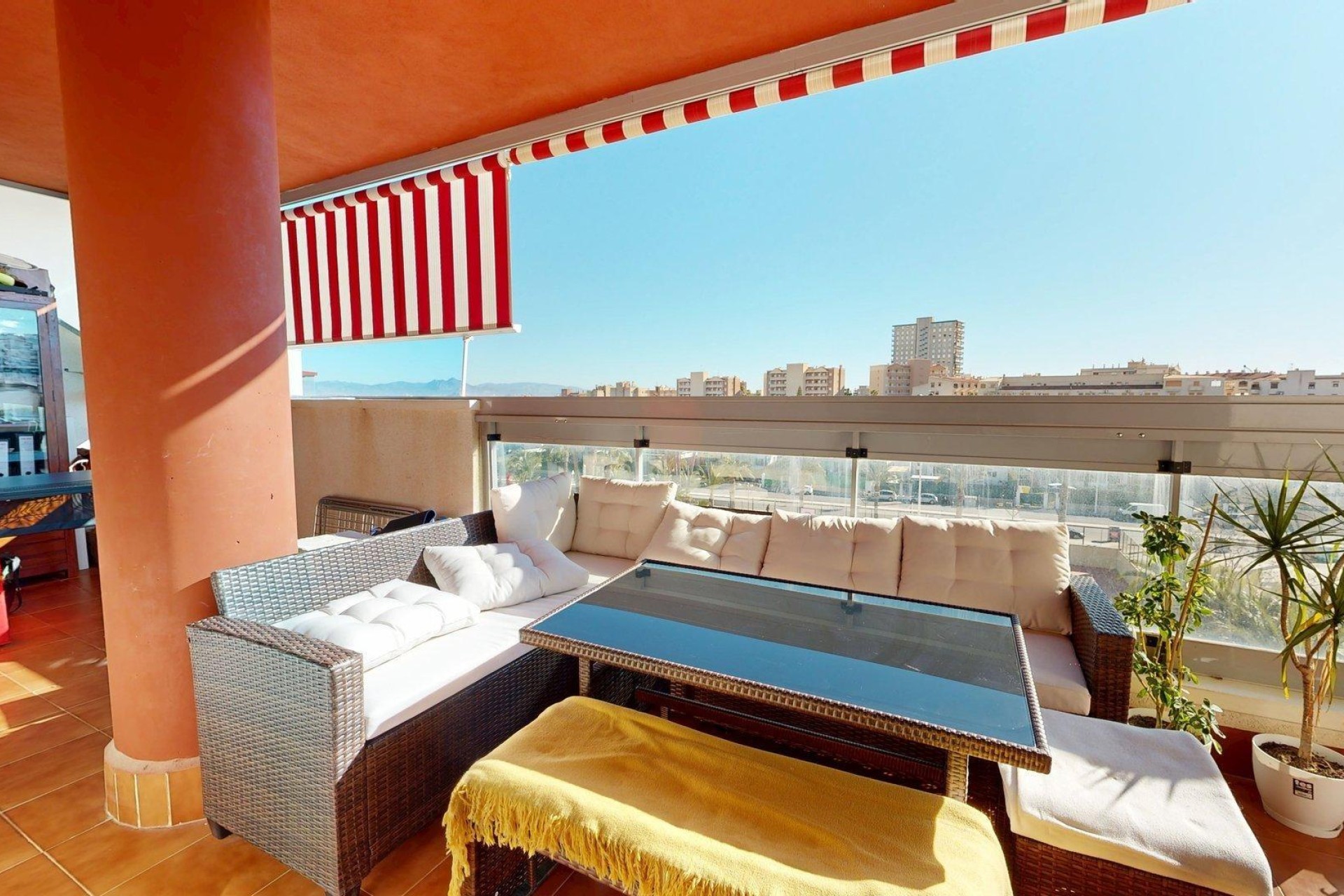 Resale - Apartment / flat - Arenales del Sol