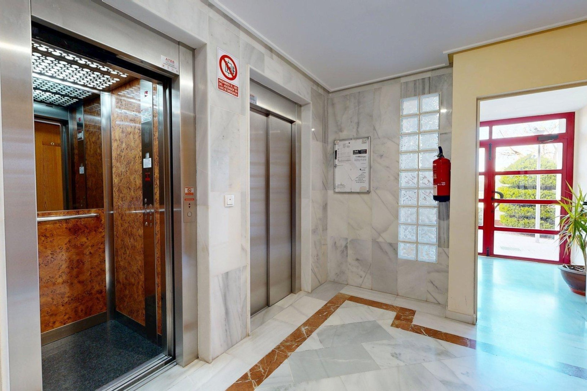 Resale - Apartment / flat - Arenales del Sol