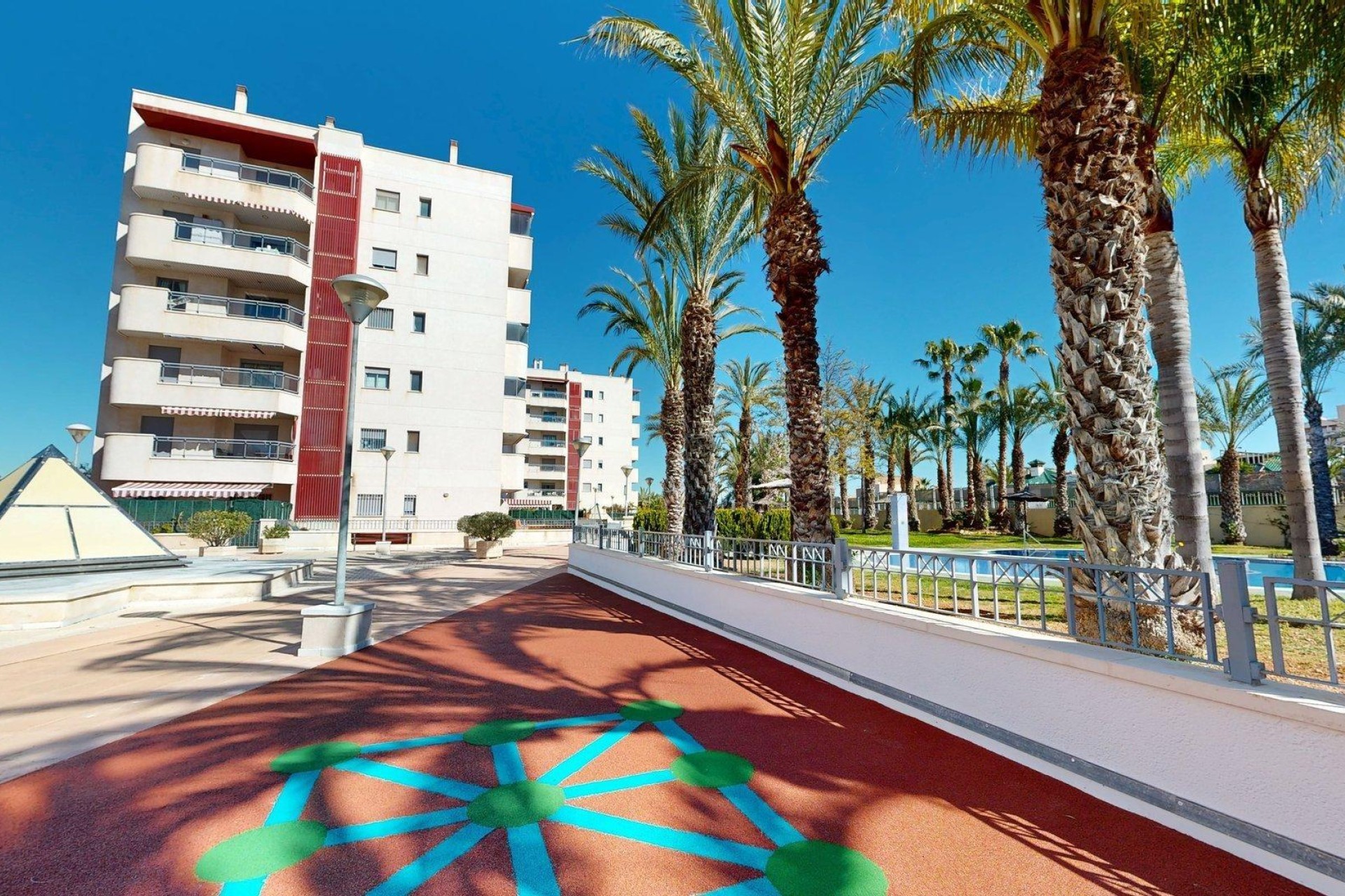Resale - Apartment / flat - Arenales del Sol