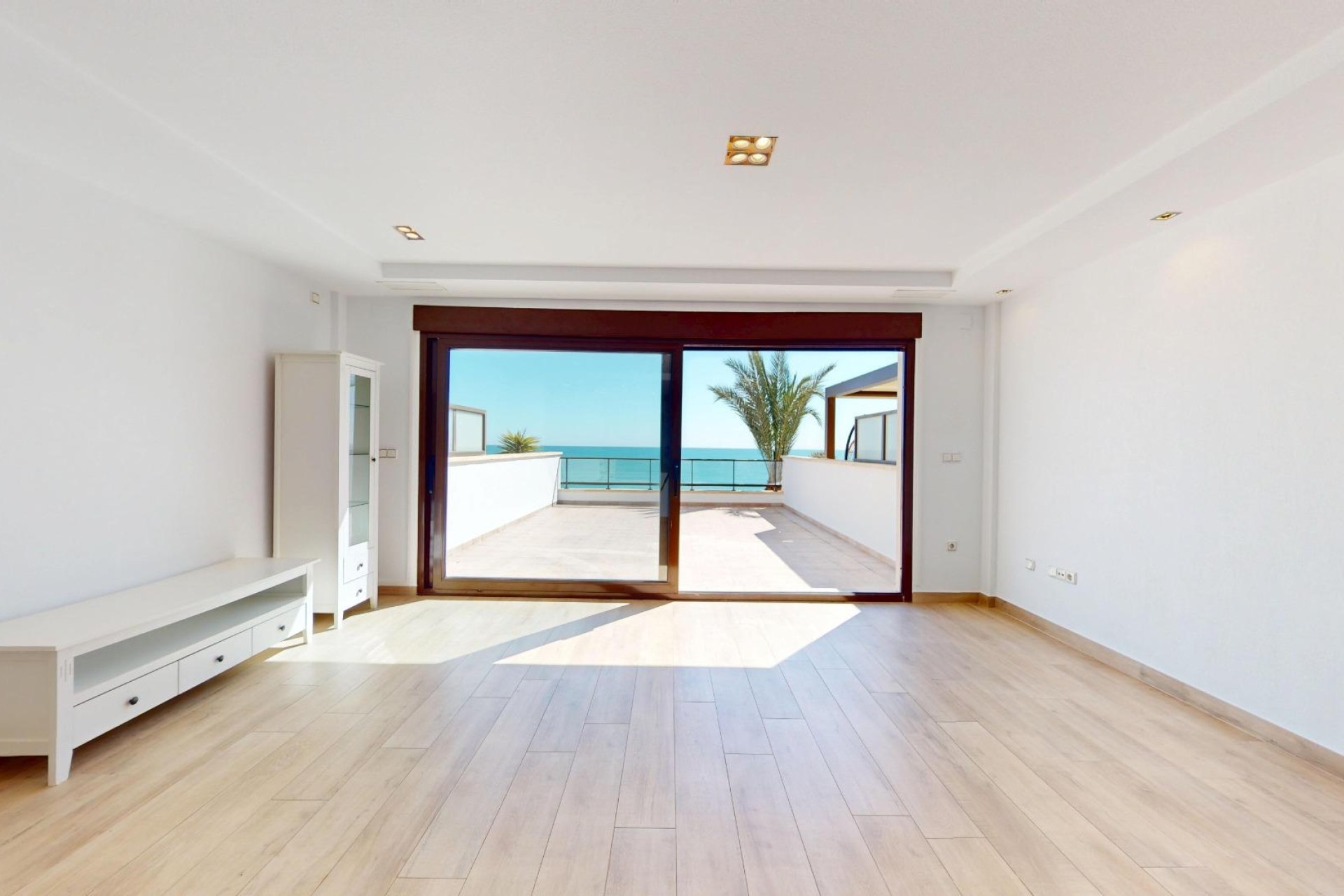 Resale - Apartment / flat - Arenales del Sol